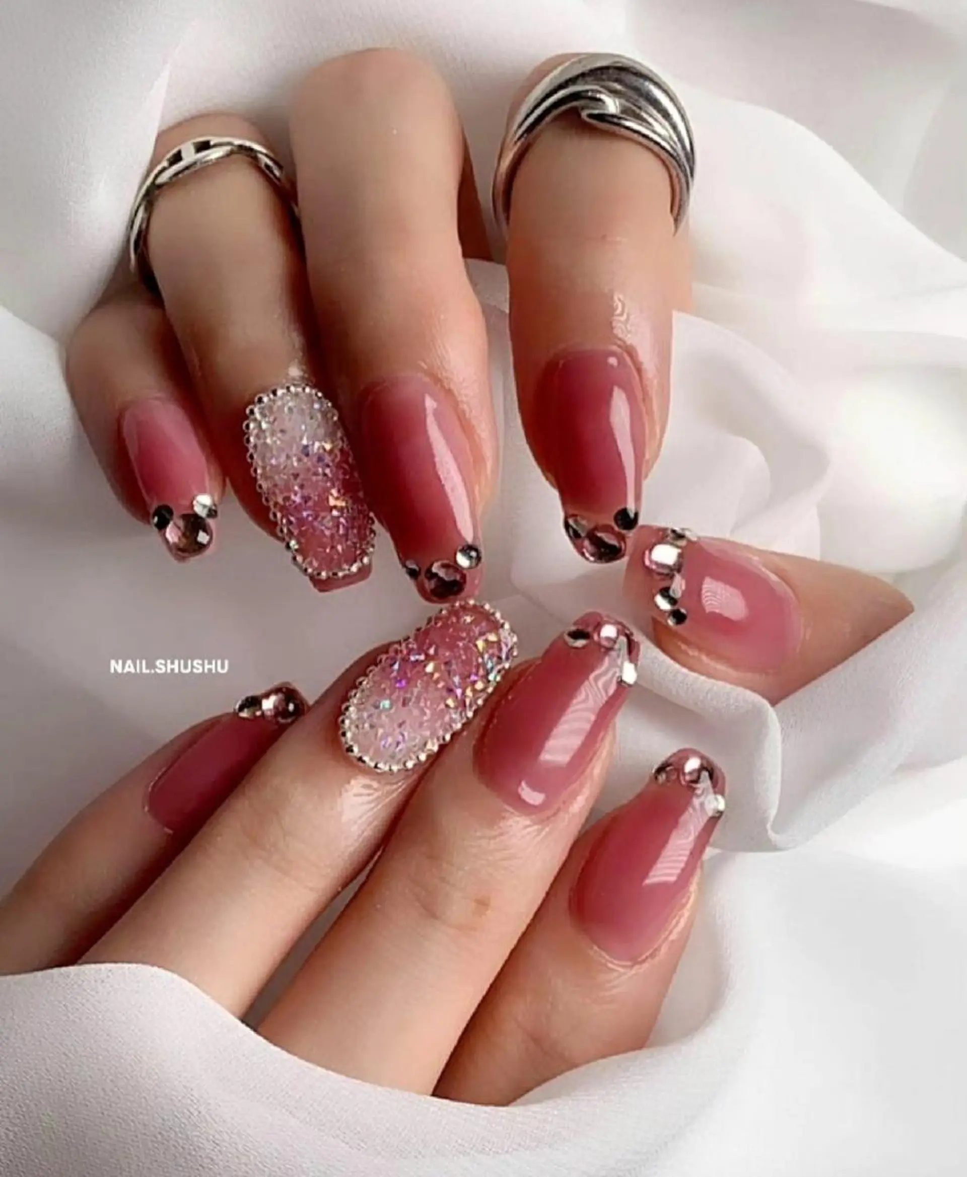 ネイル 持ち込み ニュアンスネイル ワンカラーネイル シンプルネイル 夏ネイル 3dパーツ/流行り 👧shushu❤️のネイルデザイン