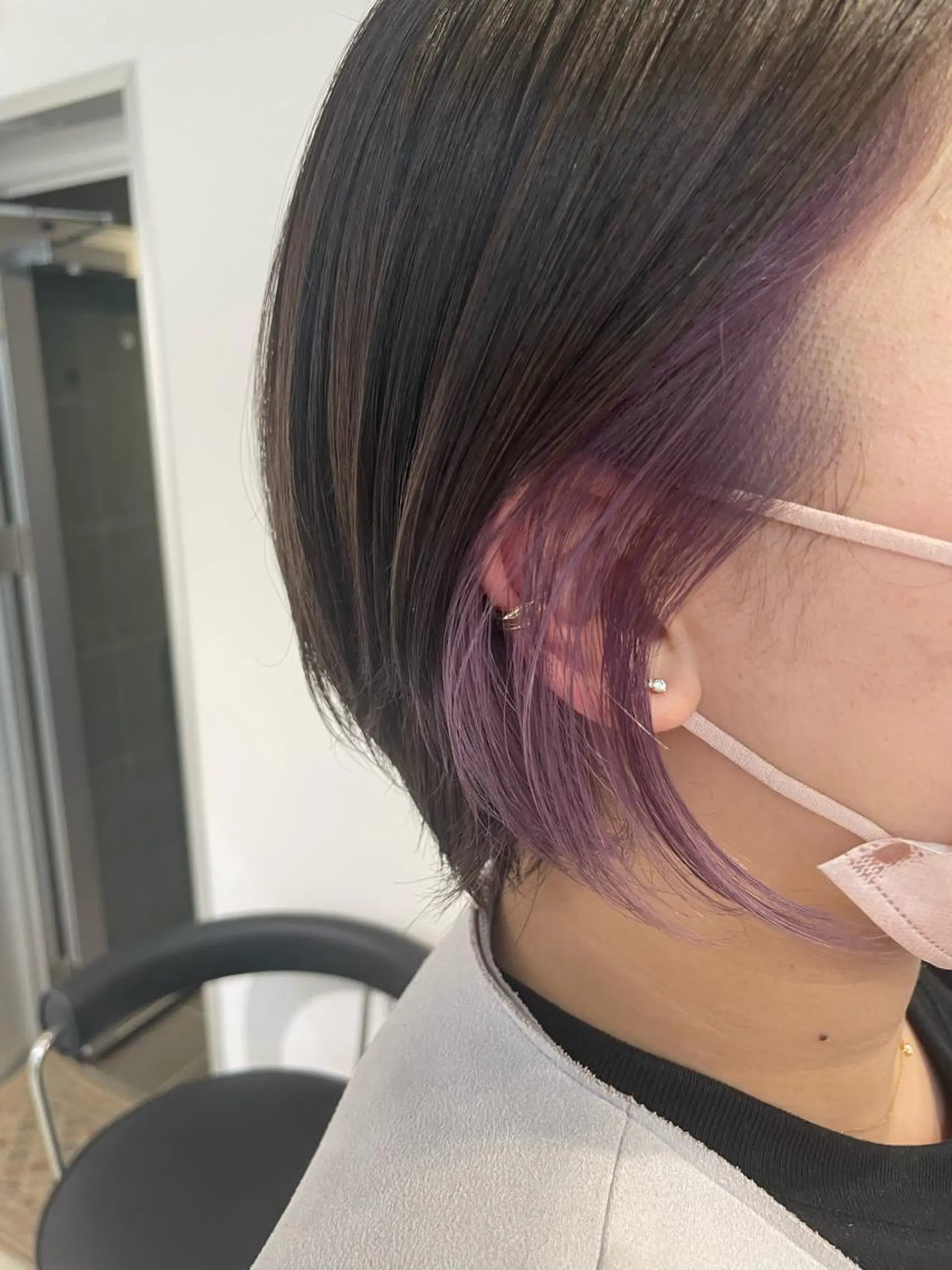 ショート カラー デザインカラー インナーカラー ピンクカラー ピンクパープル パープルカラー fit/ madokaのヘアスタイル
