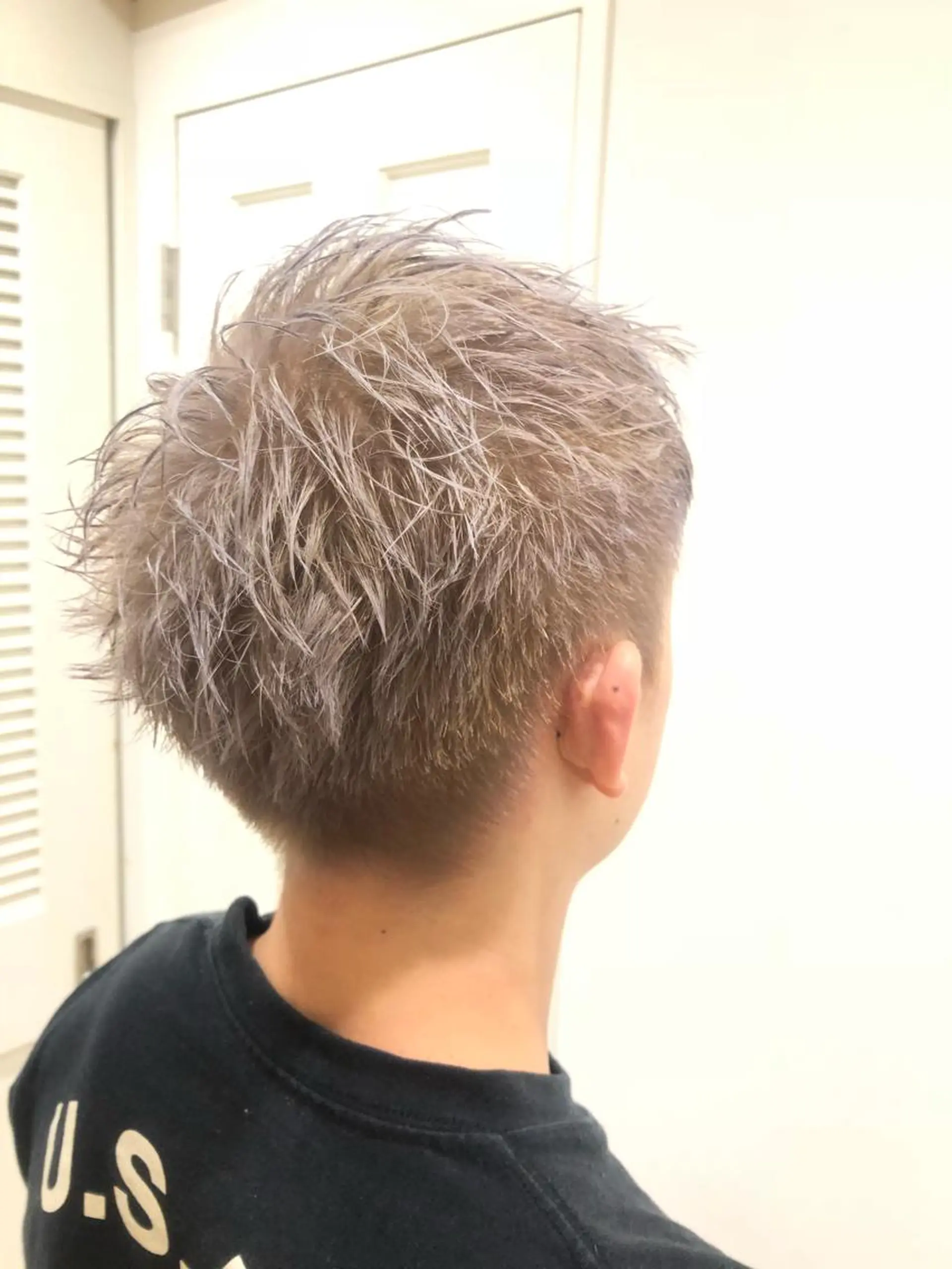 ショート ヘアカラー 小夏の⭐️ パパです⭐️のヘアスタイル