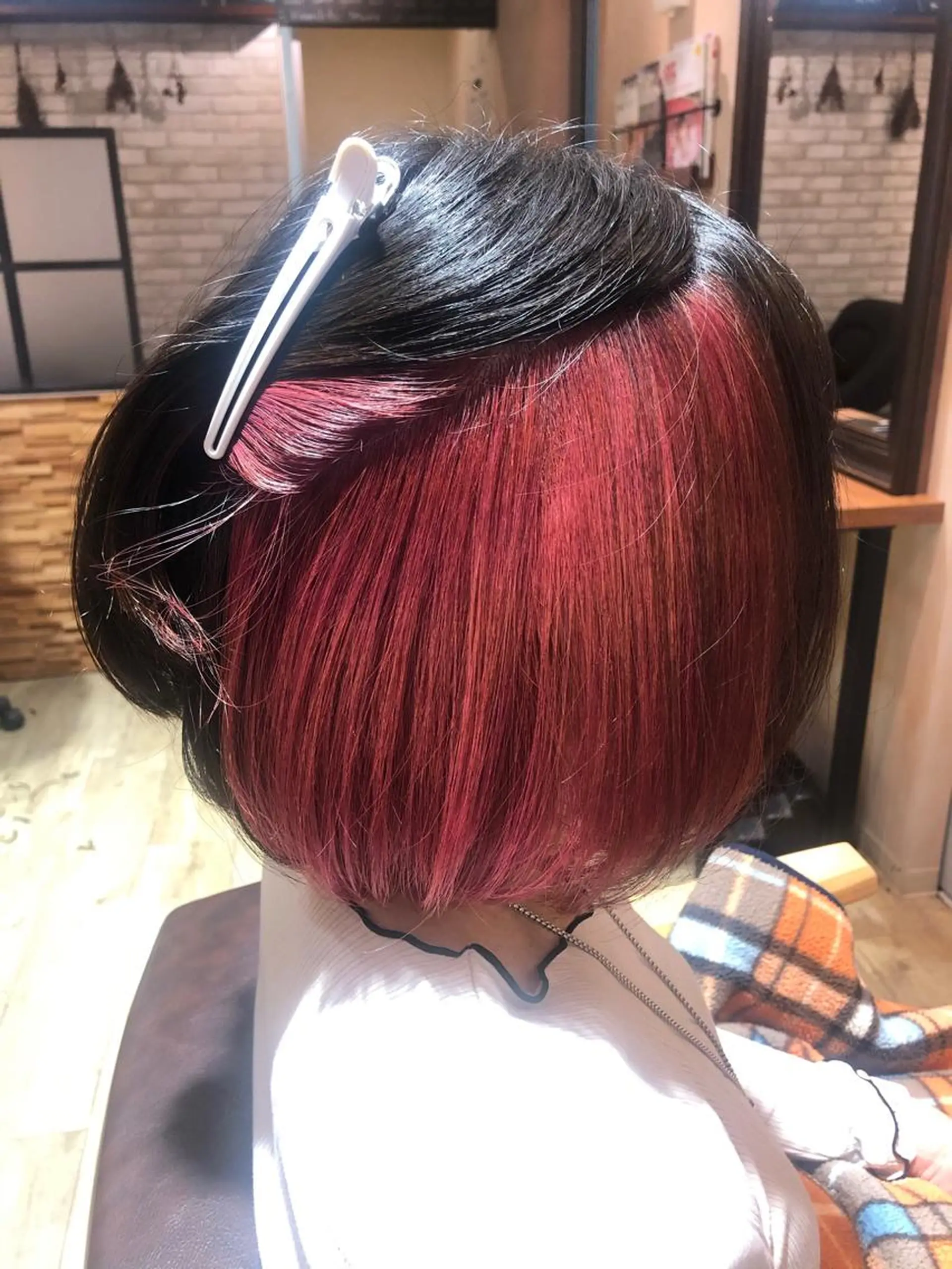 ショート カラー インナーカラー sakuma daikiのヘアスタイル