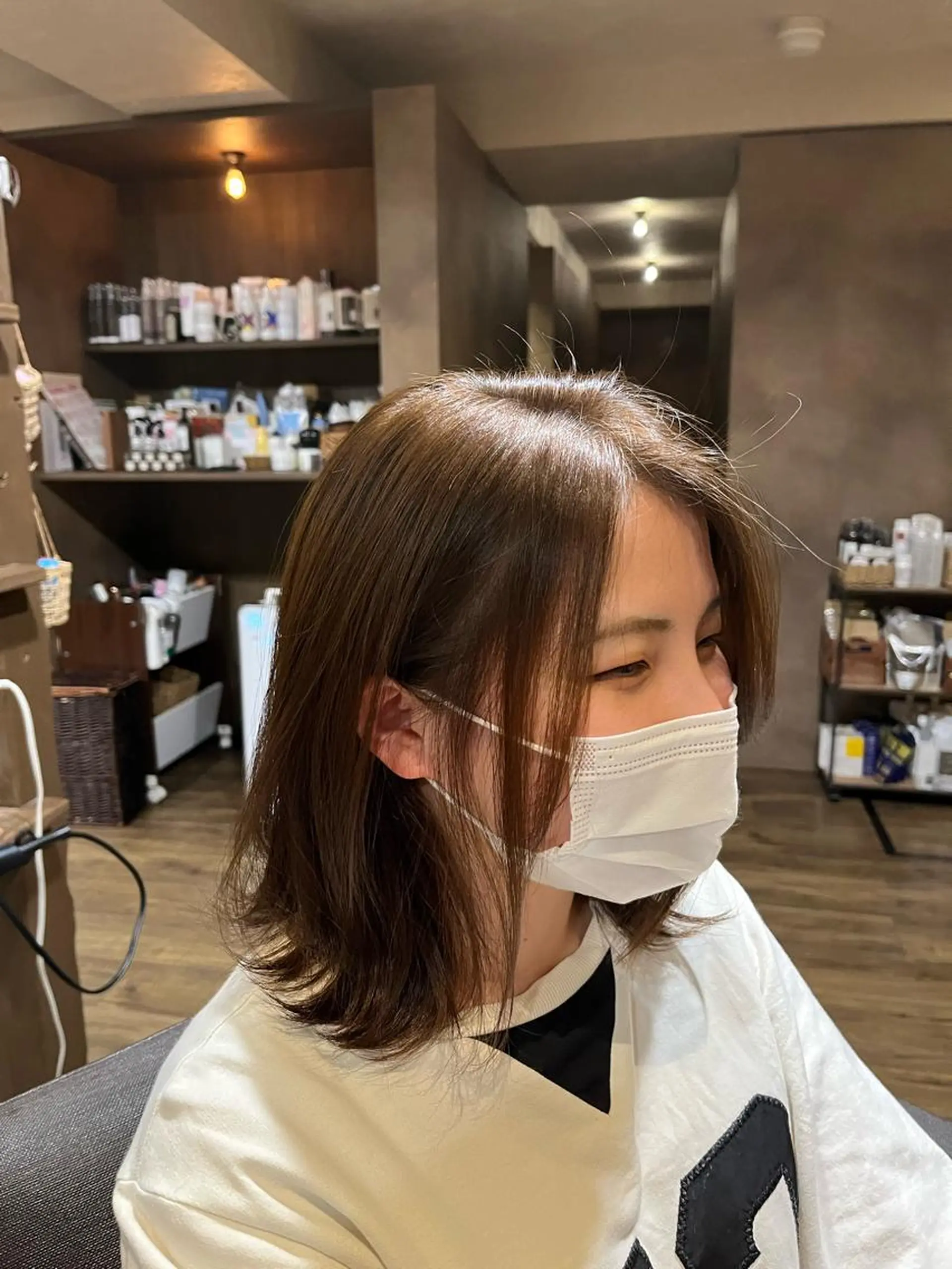 カラー 箕面駅徒歩7分カプロ 三好美鈴のヘアスタイル