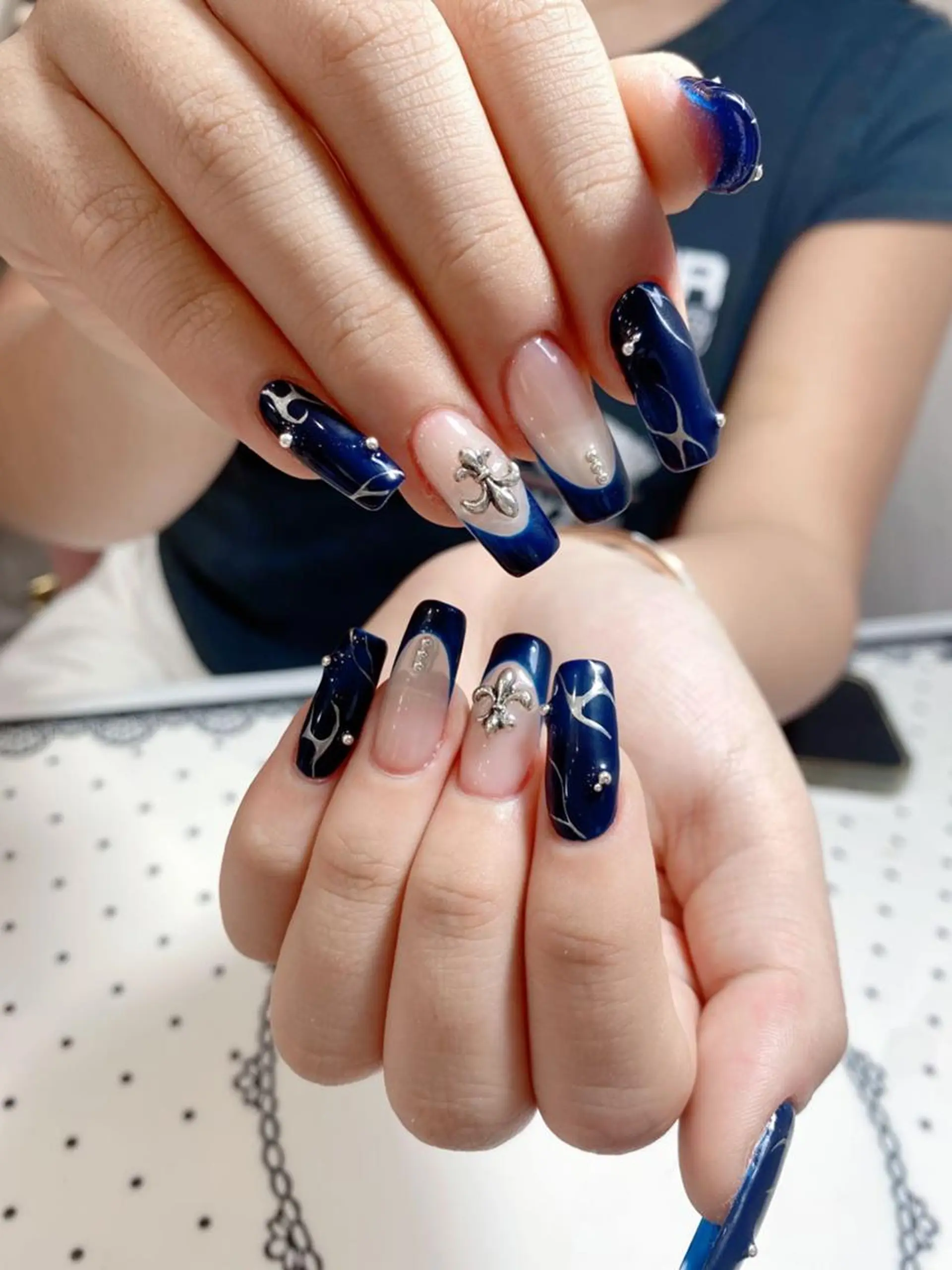 ネイル ハンドネイル ハンドケア 渡辺 芙実のネイルデザイン