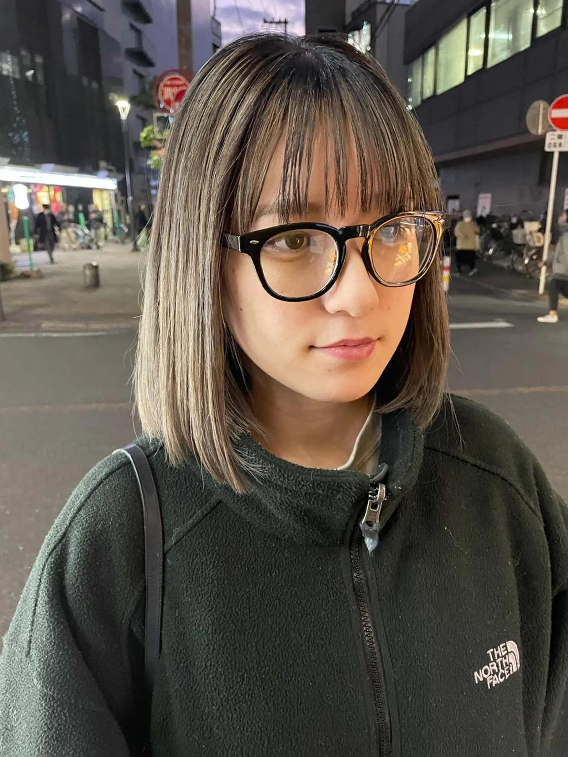 セミロング カラー ショートボブ セミロングパーマ ミストバング ブリーチ ダブルカラー スパイキーパーマ 柏NO1 藤本葉のヘアスタイル