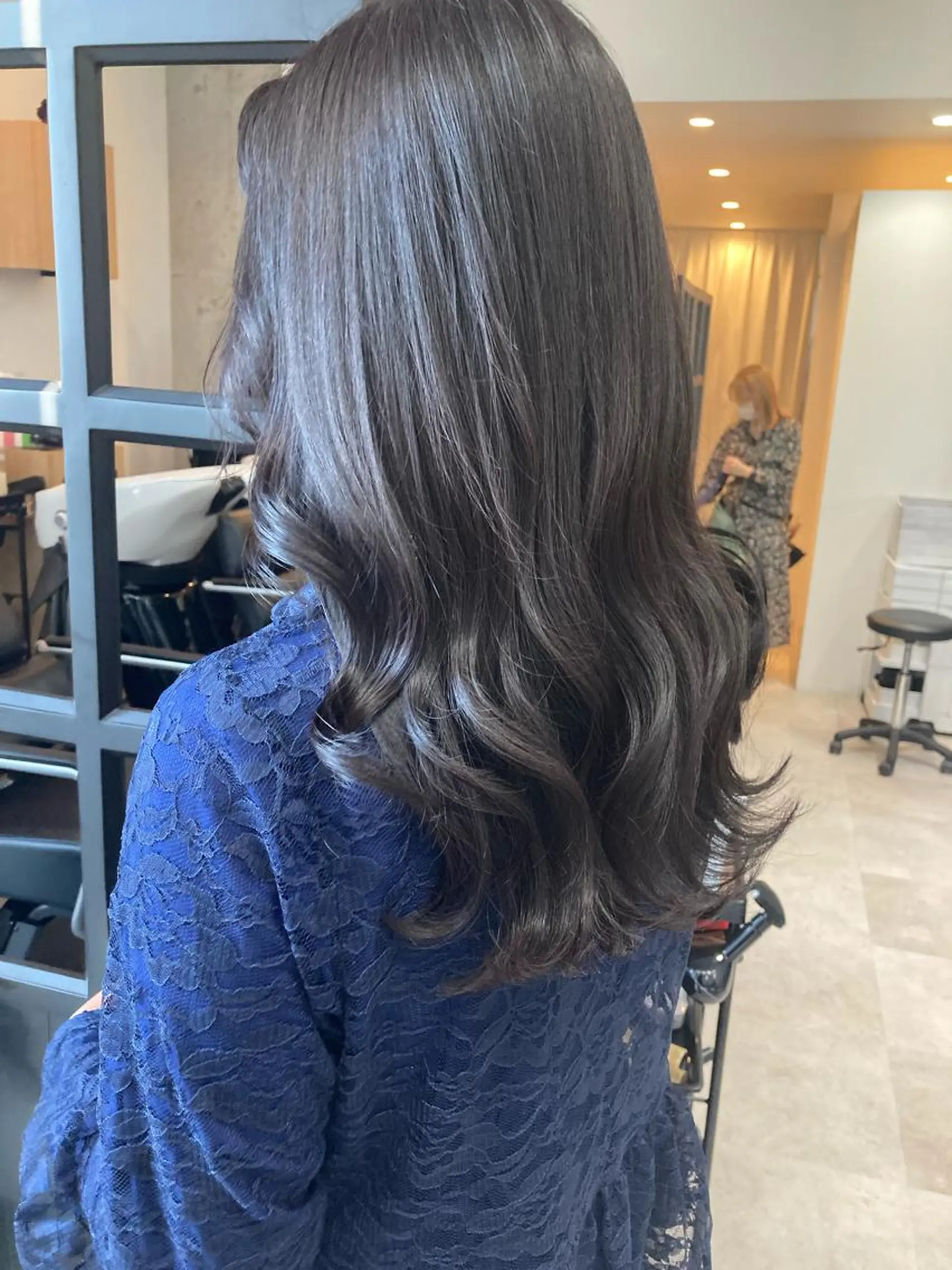 ロング カット ヘアカラー トリートメント ✨色持ちの良い艶 カラー✨蟹江真世のヘアスタイル