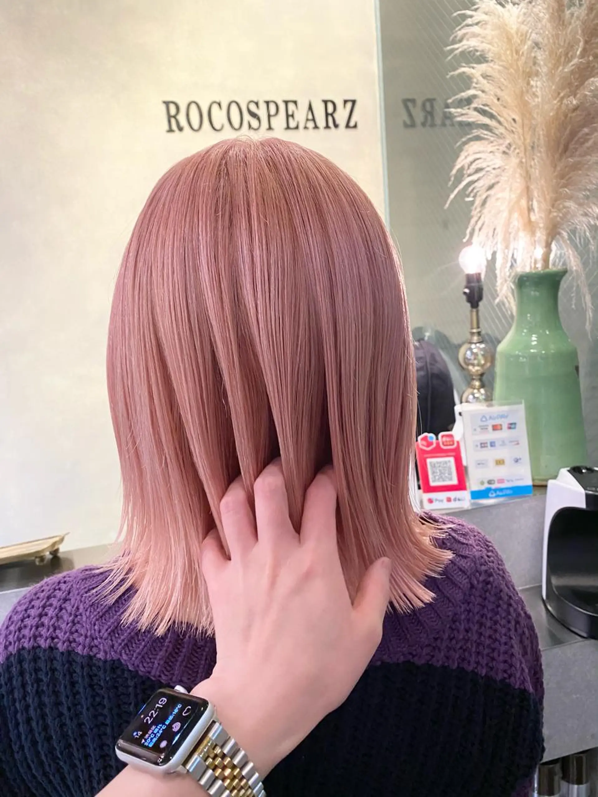 ミディアム 白髪ぼかし×デザイン 🕊️🫧ホウジョウのヘアスタイル