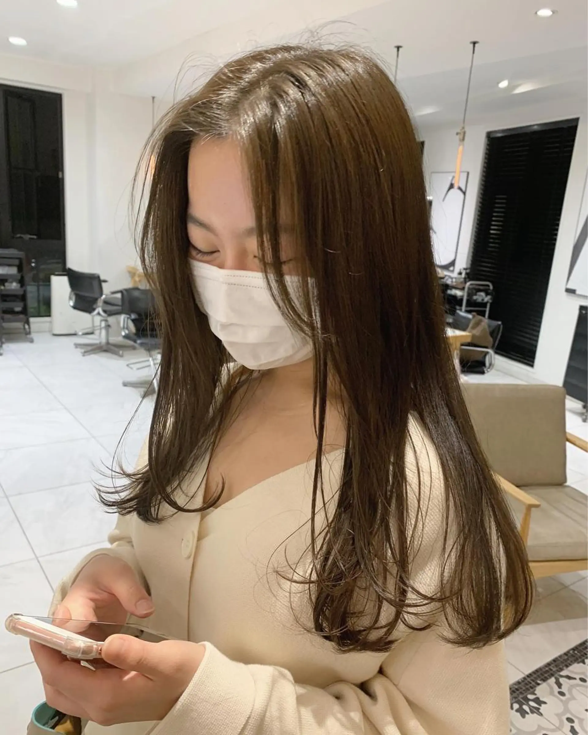 セミロング カラー チバ タクミのヘアスタイル
