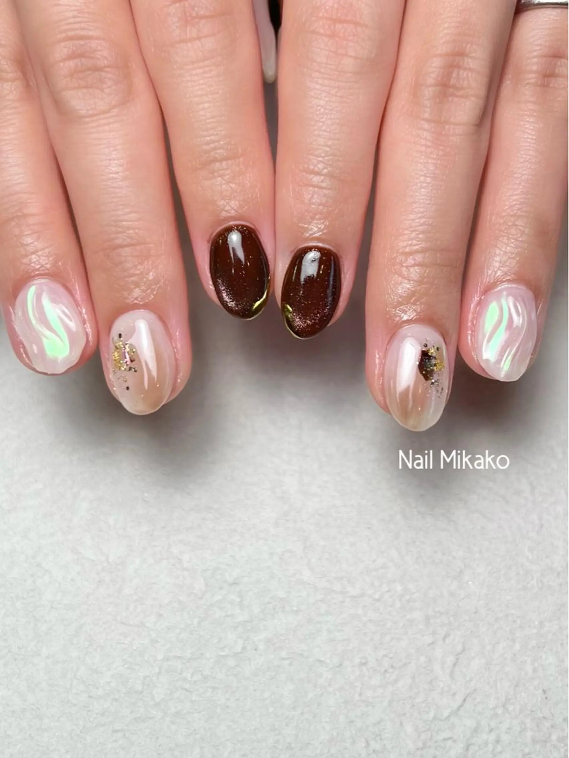 ネイル マグネットネイル ミラーネイル ニュアンスネイル 春ネイル Nail Mikakoのネイルデザイン