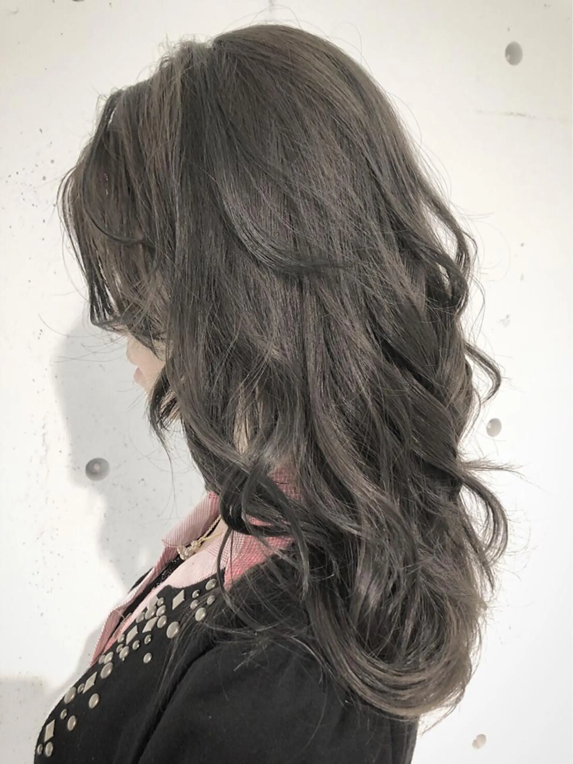 ロング カラー ヘアアレンジ アディクシーカラー グレージュ ❄️冬の透け感カ ラー❄️HIDEKAのヘアスタイル