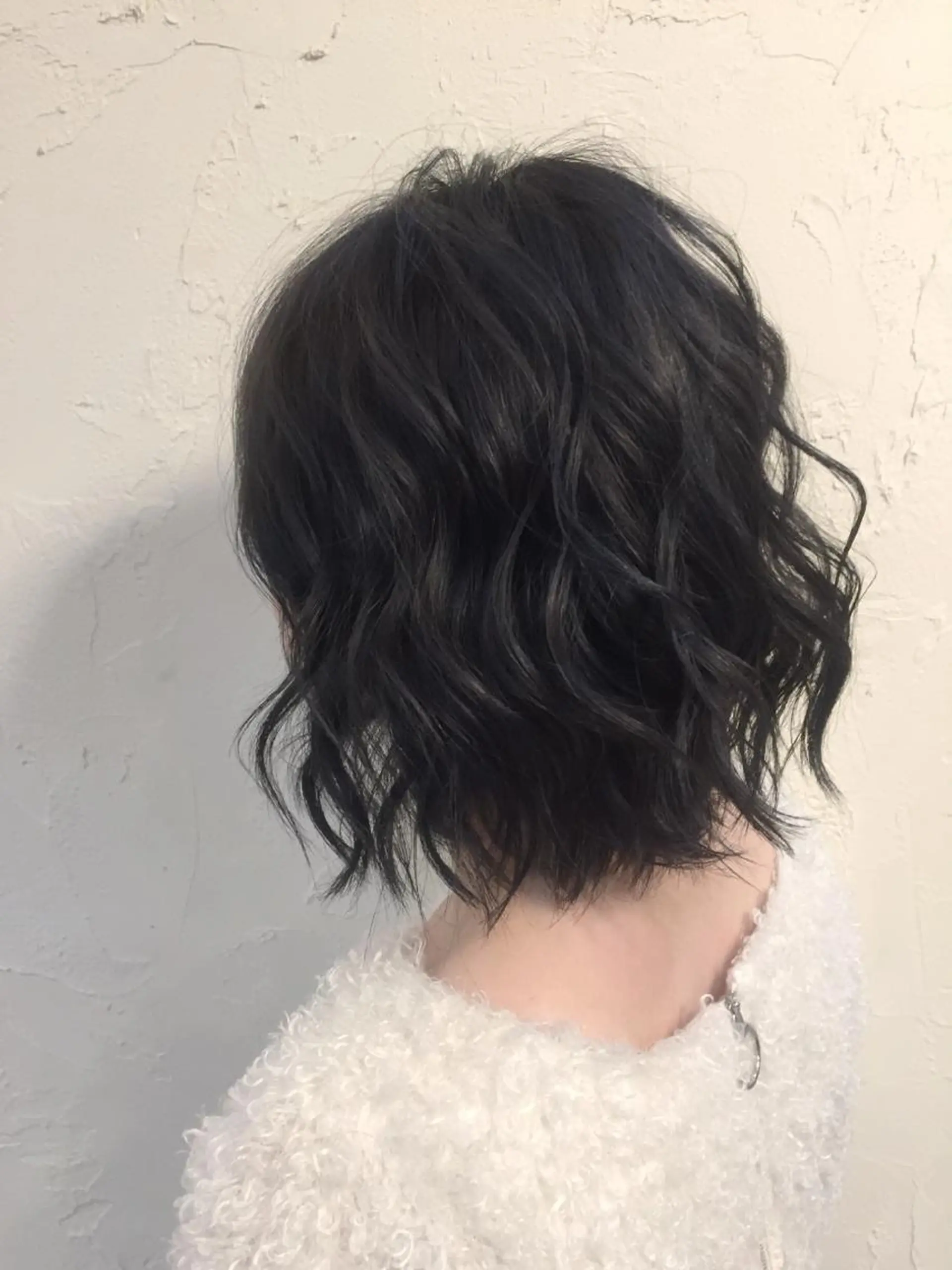 ショート カラー ベージュカラー ブロンド ブルーカラー ブルージュ グレージュ カット ヘアカラー 韓国レイヤー外国人風 透明感カラー髪質改善のヘアスタイル