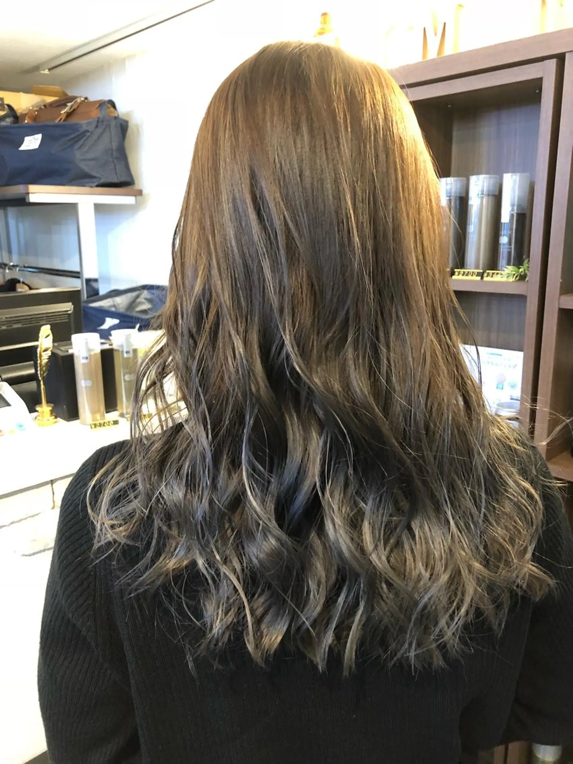 ロング カット ヘアカラー トリートメント 吉田 典弘のヘアスタイル