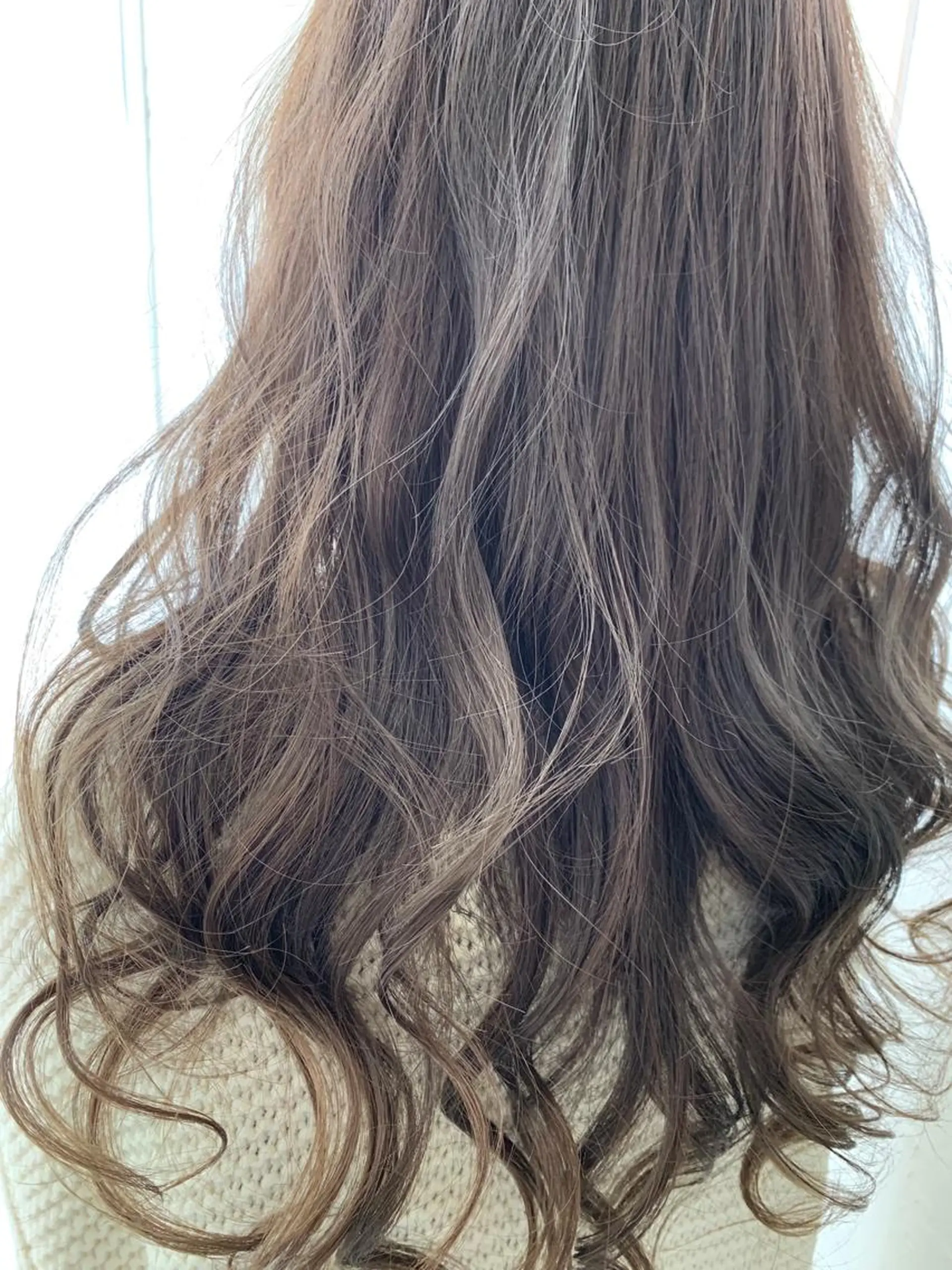ロング カラー fio マナミのヘアスタイル