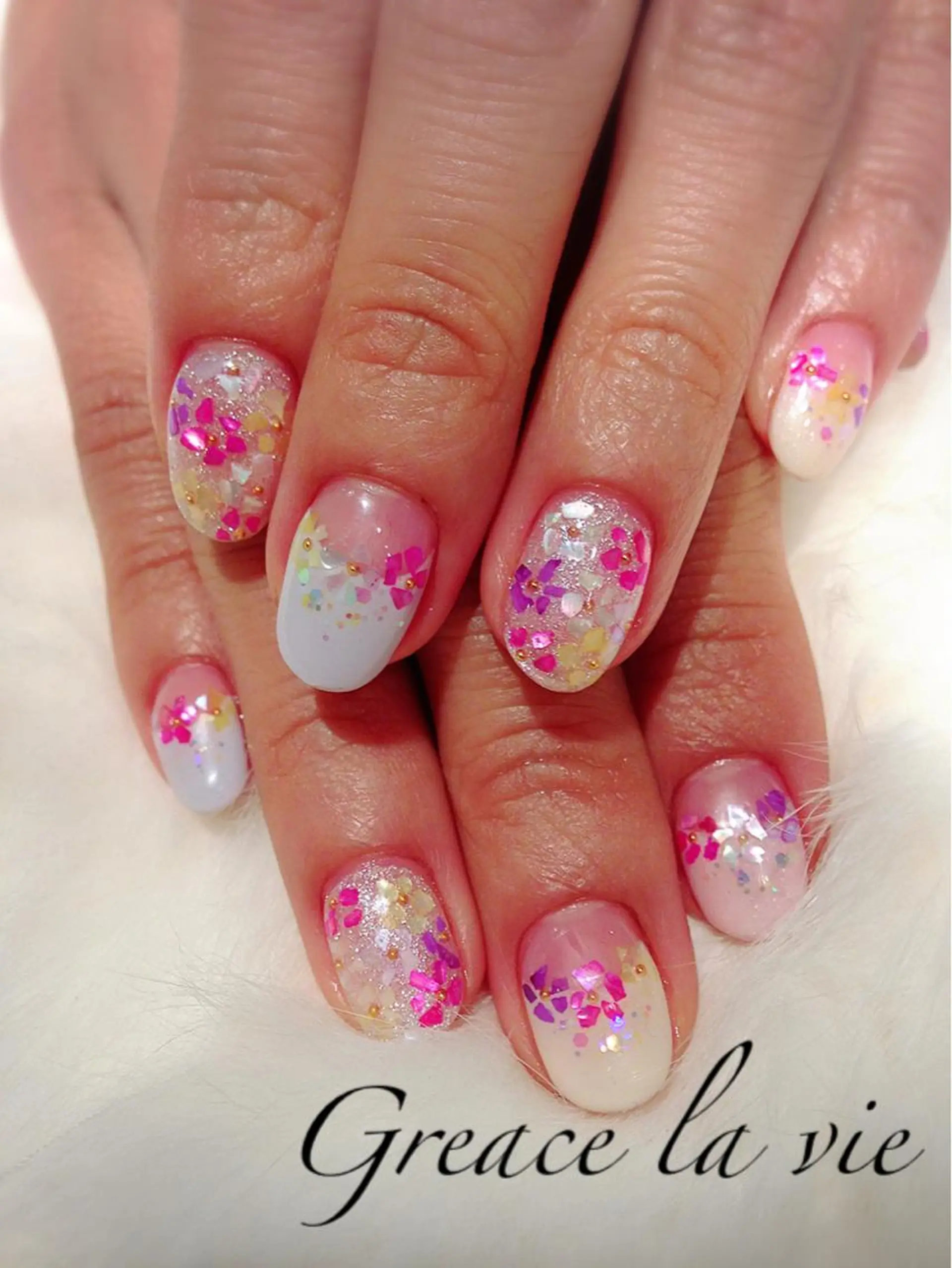 ショート ロング ネイル フラワーネイル Greace  la vieのネイルデザイン