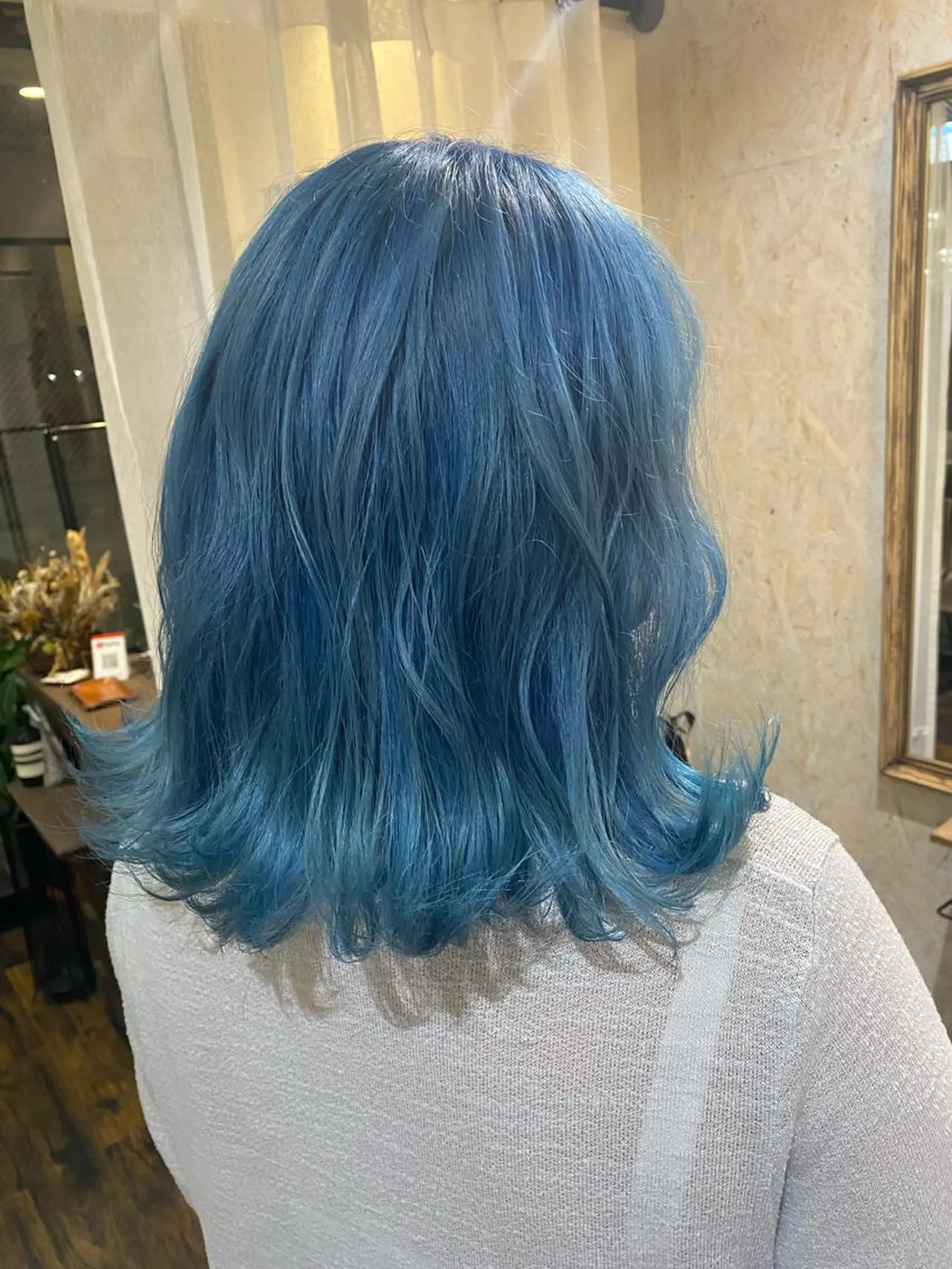 ミディアム カラー ブルーカラー Tsuyoki .のヘアスタイル