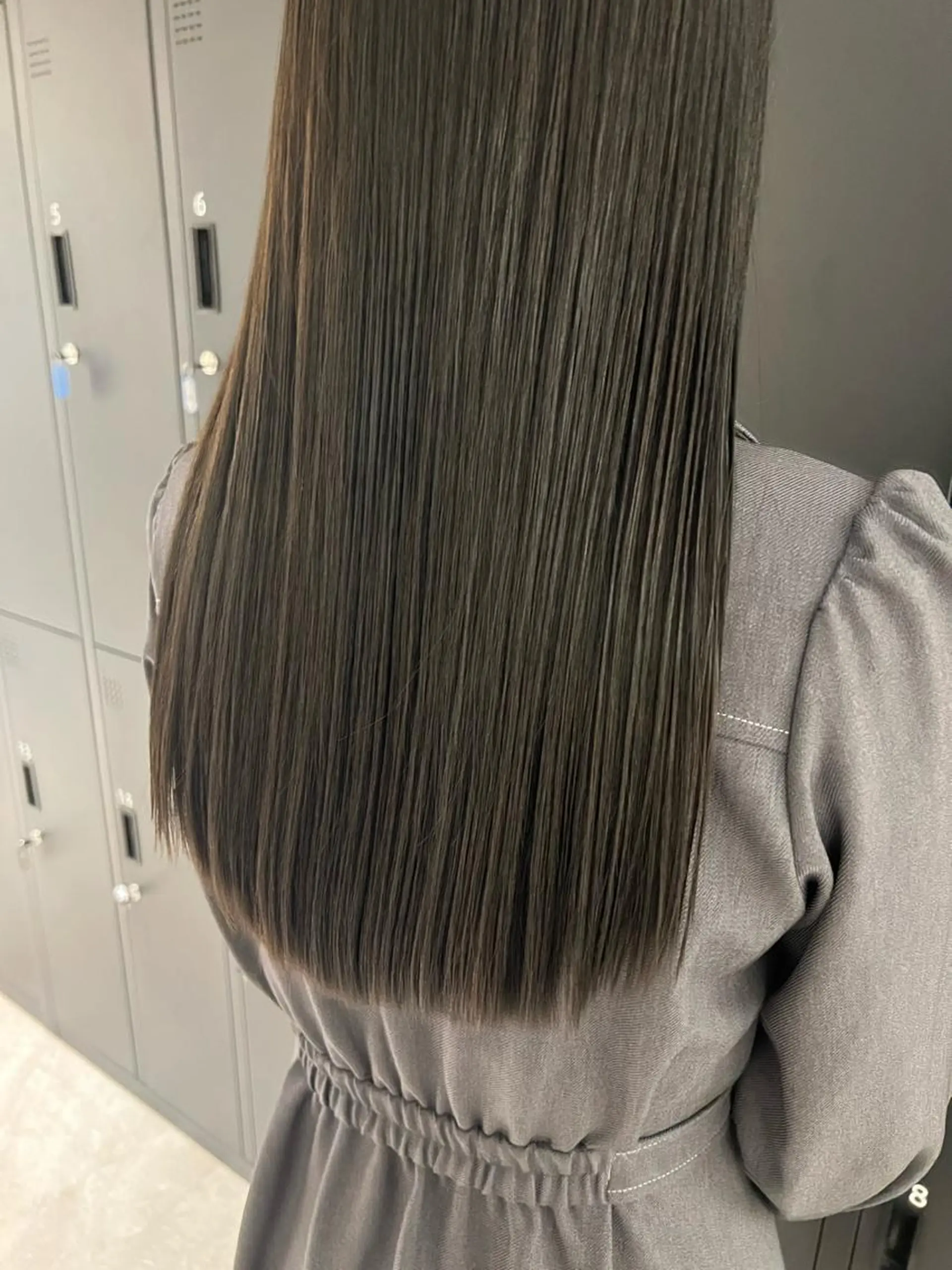 ロング カラー ヘアアレンジ 暗髪カラー🫐パーマ おくだりんかのヘアスタイル