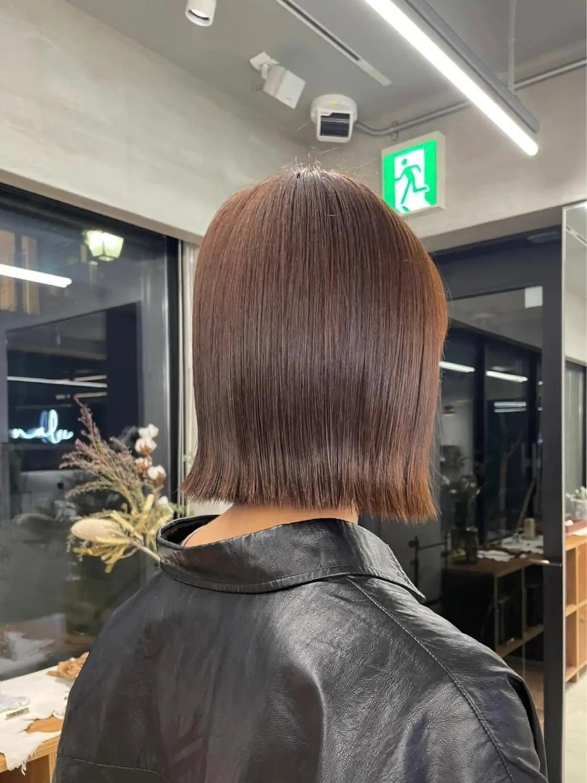 カラー 透明感カラー 鶴井 美空のヘアスタイル