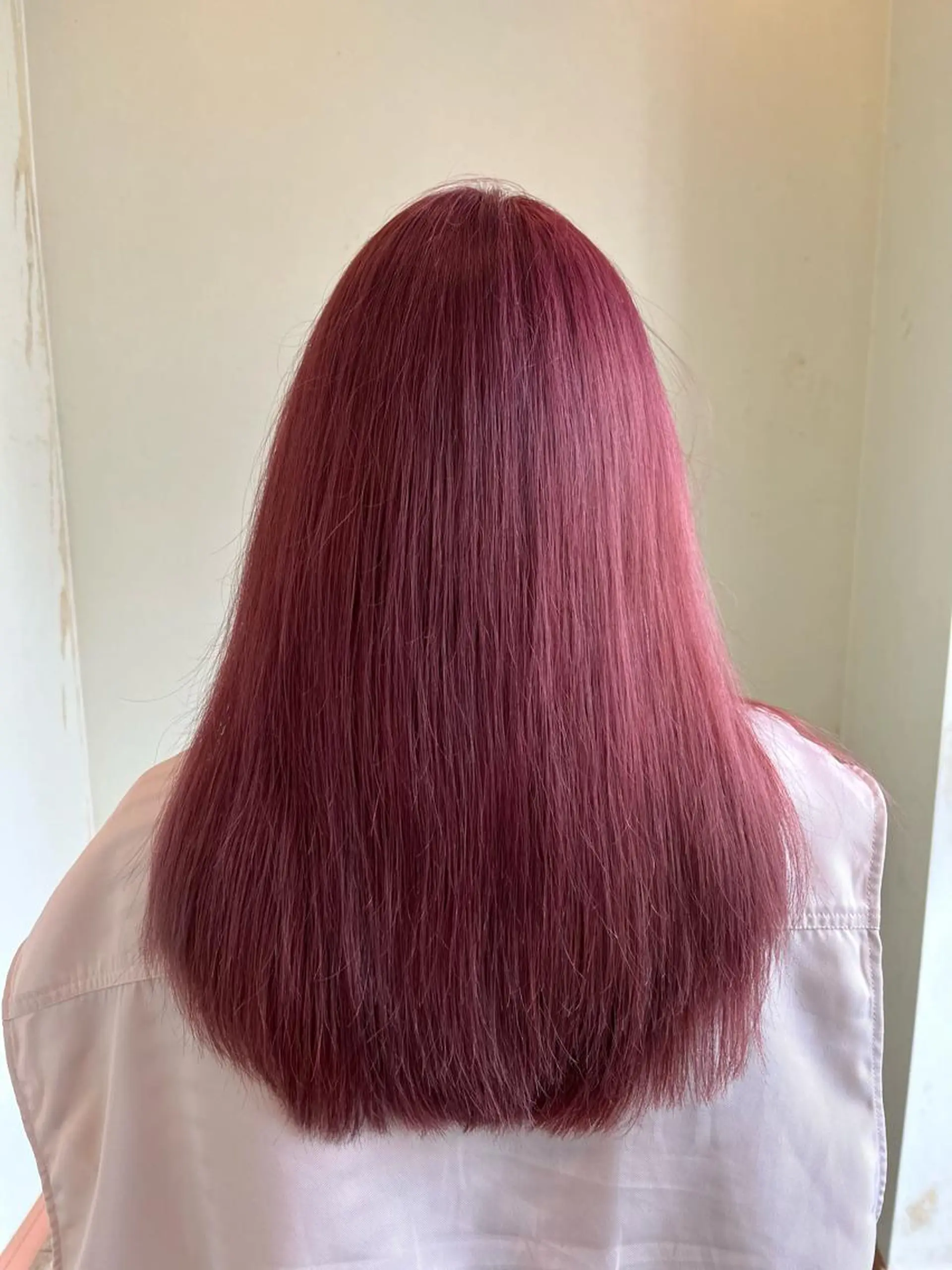 ロング カラー ブリーチ ピンクカラー カット ヘアカラー yuri🌼 NUMBER 天王寺のヘアスタイル