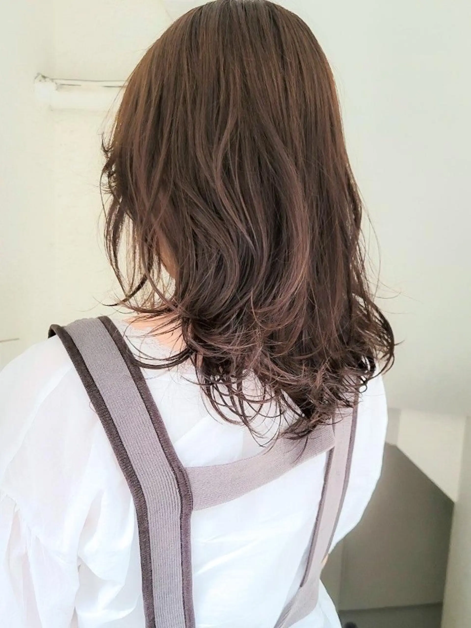 セミロング カット ヘアカラー トリートメント 🇰🇷透明感×ハイ トーン🌟tomoのヘアスタイル