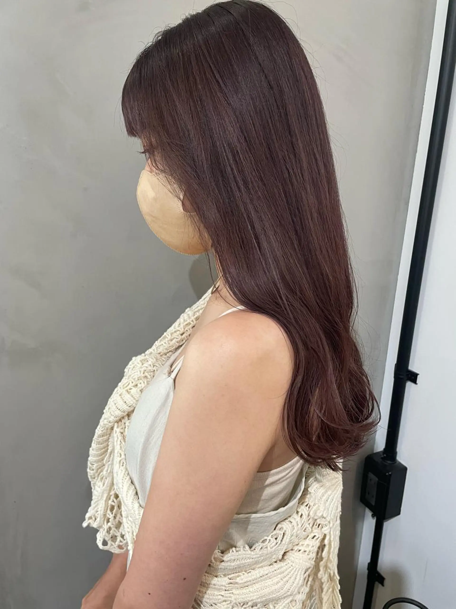 ロング カラー パーマ ヘアアレンジ メンズ キッズ ネイル マツエク・マツパ アイブロウ ブラウン Megu/ベージュ/ 透明感カラーのヘアスタイル