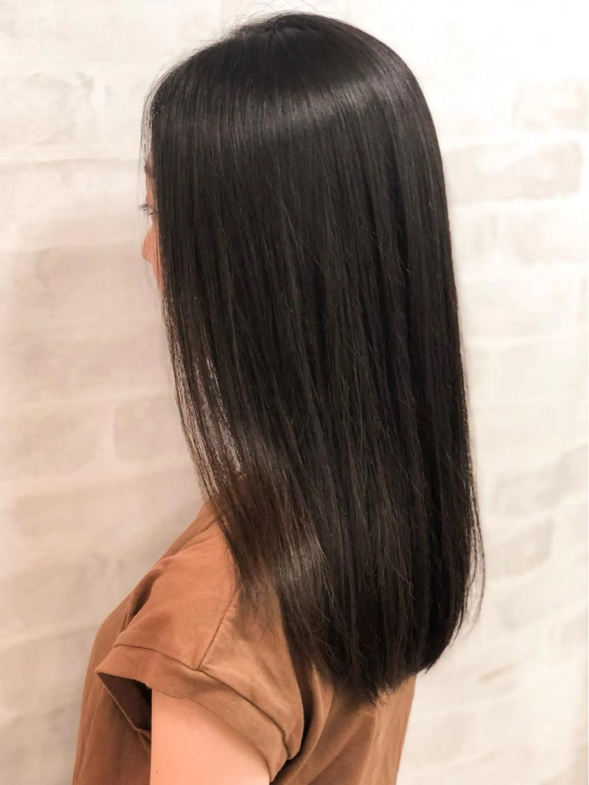 セミロング カット ヘアカラー 縮毛矯正 カセヤ リョウのヘアスタイル