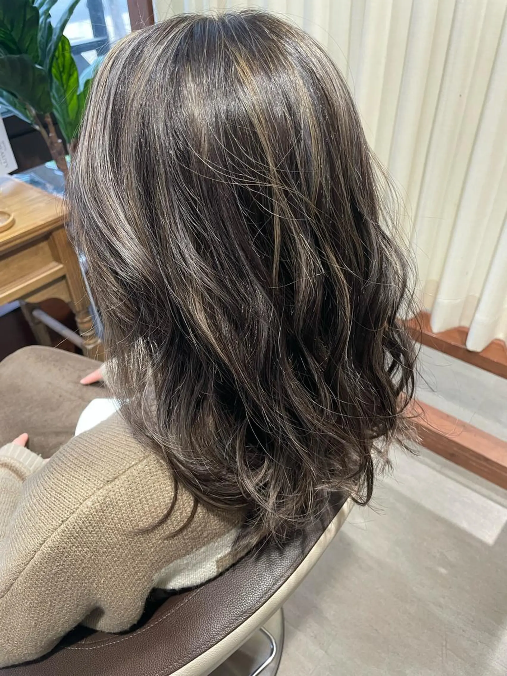 セミロング カラー ヘアカラー トリートメント 羽田翔大/ブリーチ/ ボブカット/店長のヘアスタイル