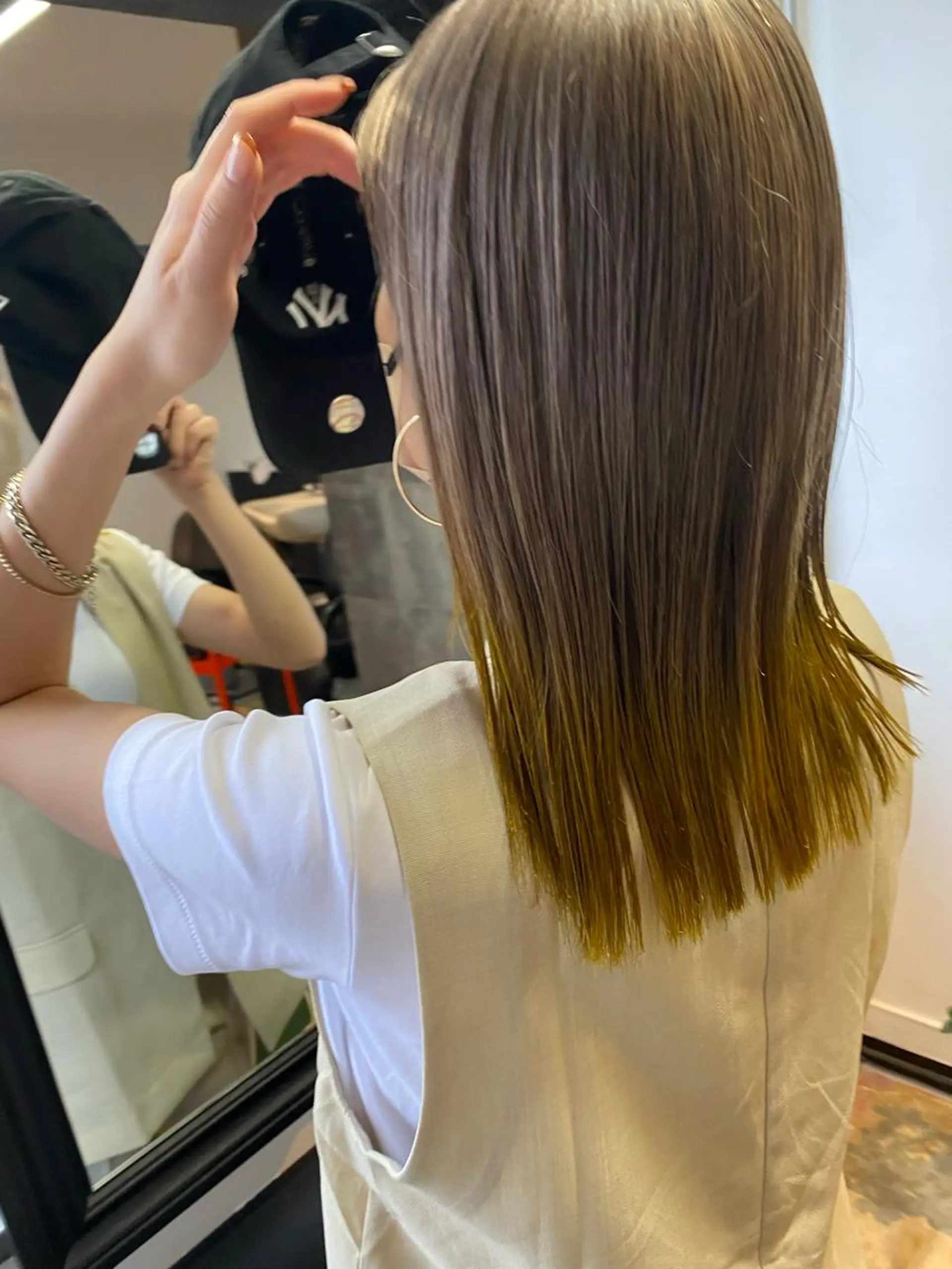 セミロング カラー グラデーションカラー グレージュ イエローカラー 広島/ボブ/レイヤー 🌿‬wakabaのヘアスタイル