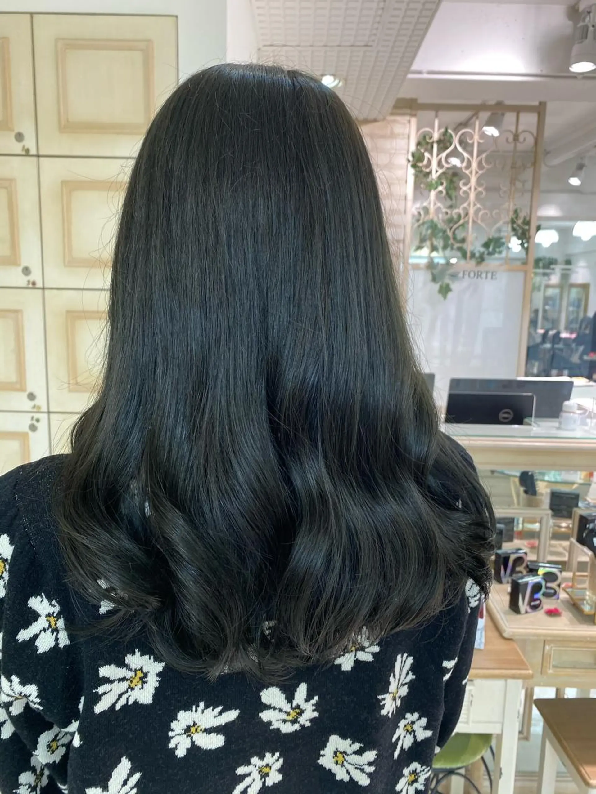 ロング カラー 透明感カラー 古山 結季🌙🖤のヘアスタイル