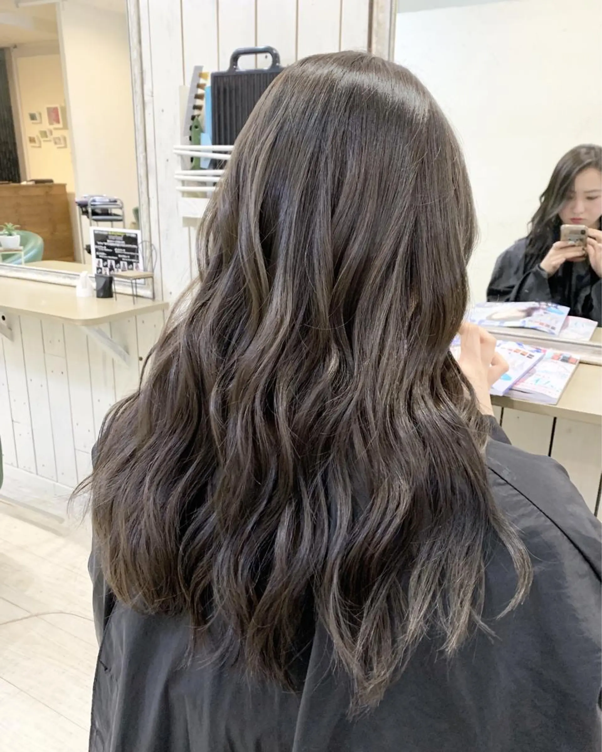 セミロング ヘアカラー トリートメント 高山 滉太のヘアスタイル