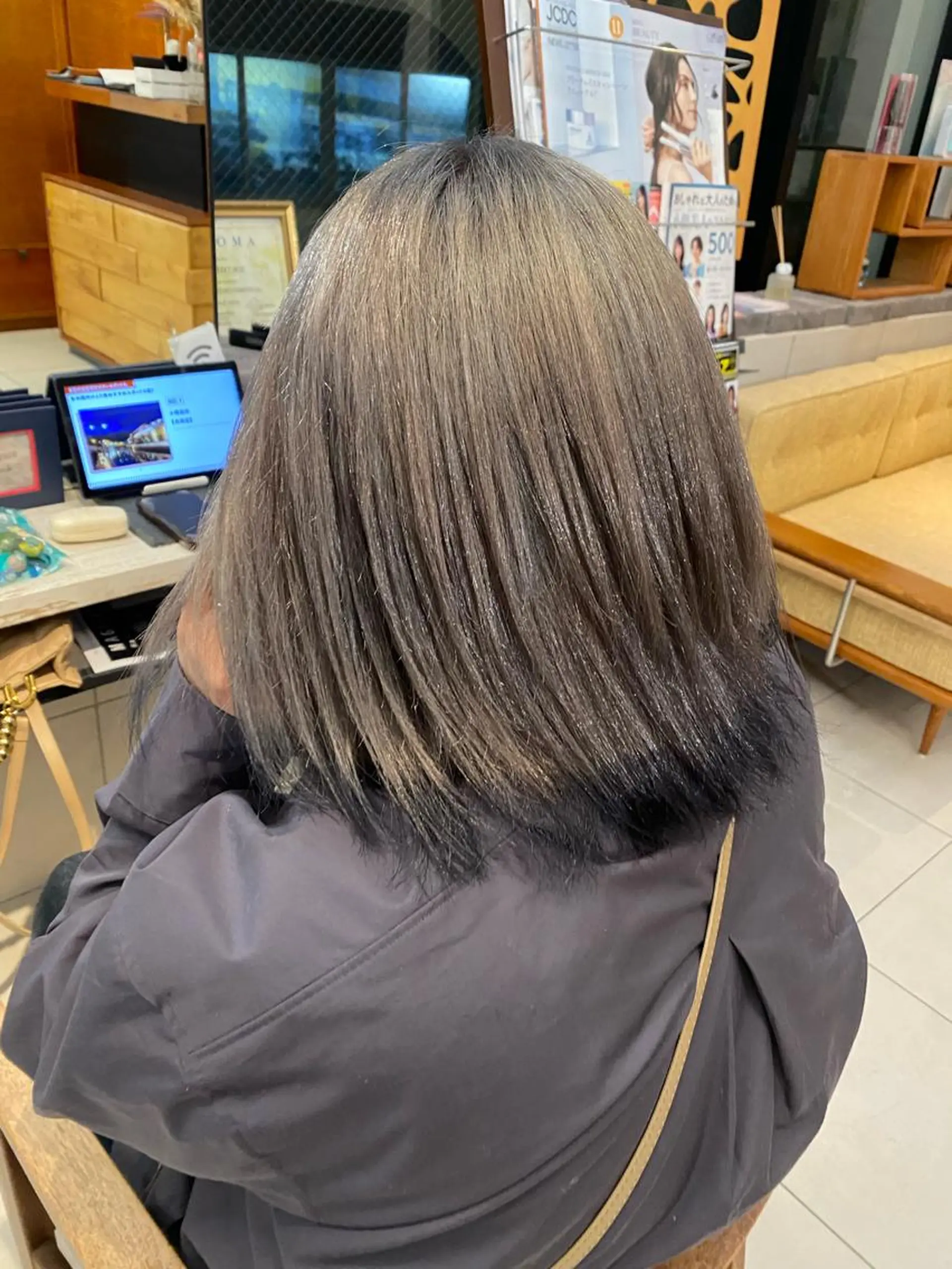 ミディアム カラー インナーカラー ヘアカラー トリートメント 袴着付け予約受付中/ 渡辺奈緒のその他イメージ