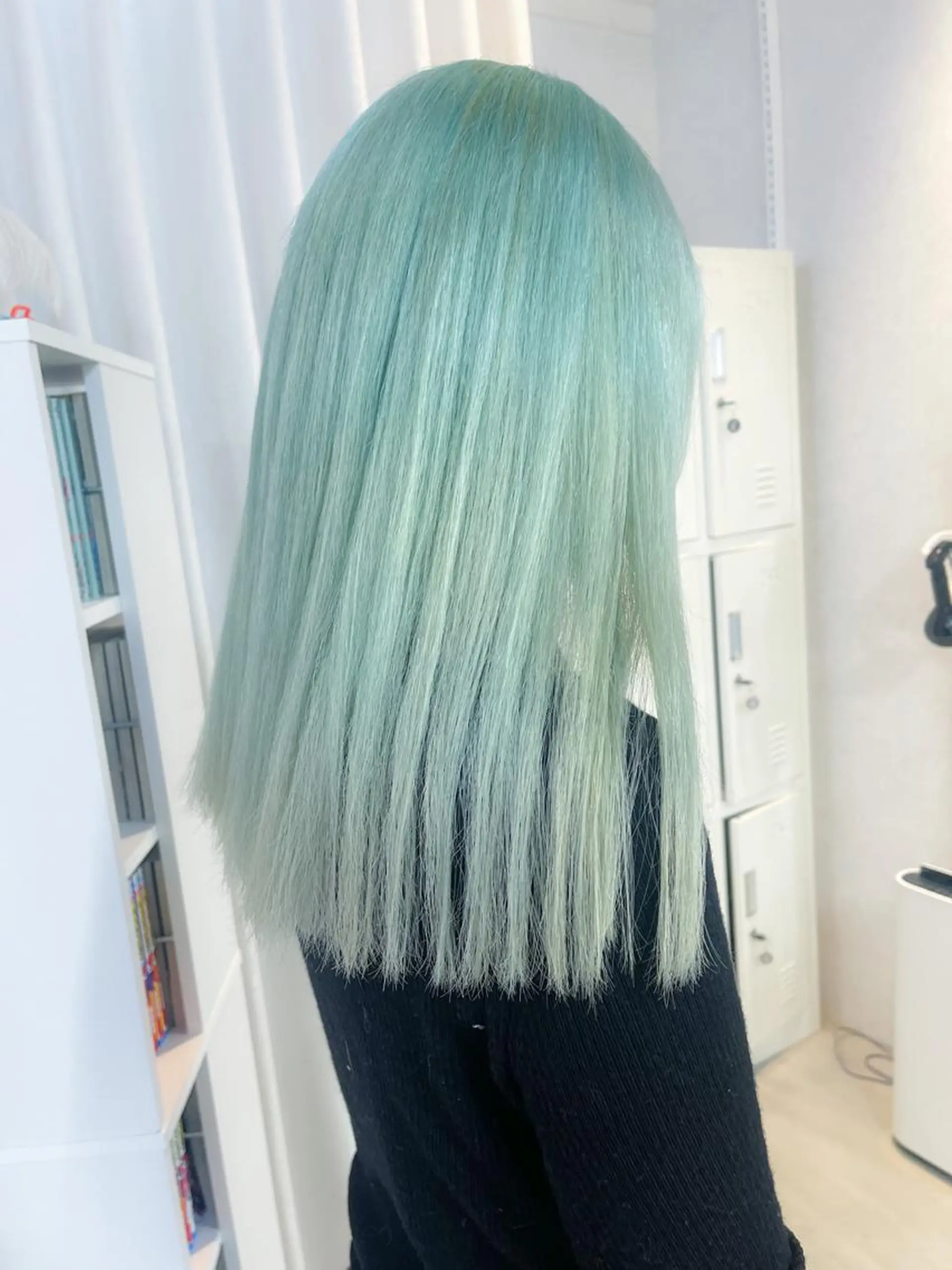 ロング カラー ブリーチ エドルカラー イルミナカラー ロング ヘアカラー BOX mico.のヘアスタイル