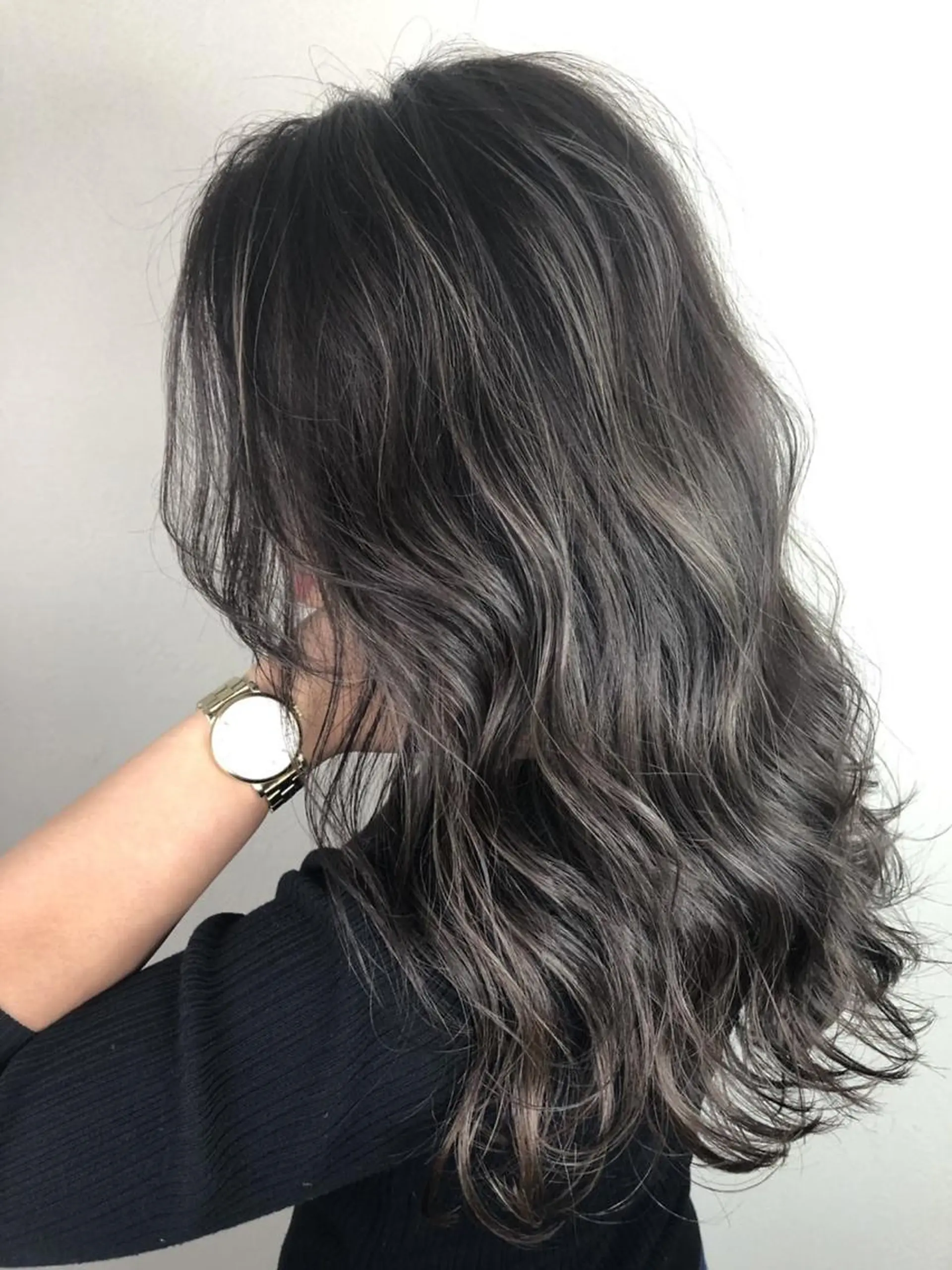 ロング カラー ハイライトカラー ハイライト iroa＋color 鶴見店のヘアスタイル