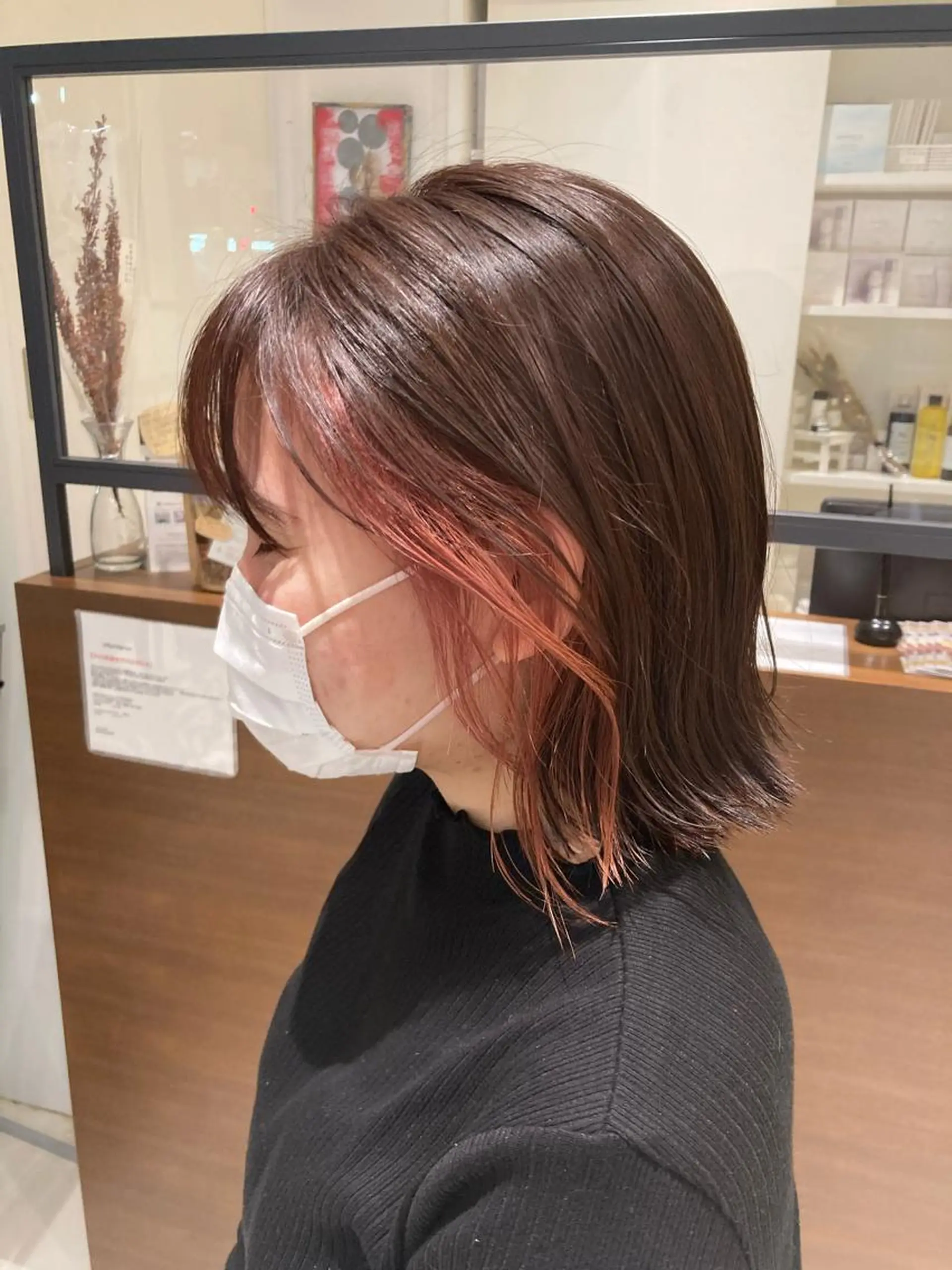 ミディアム カラー イヤリングカラー 坂口 愛のヘアスタイル