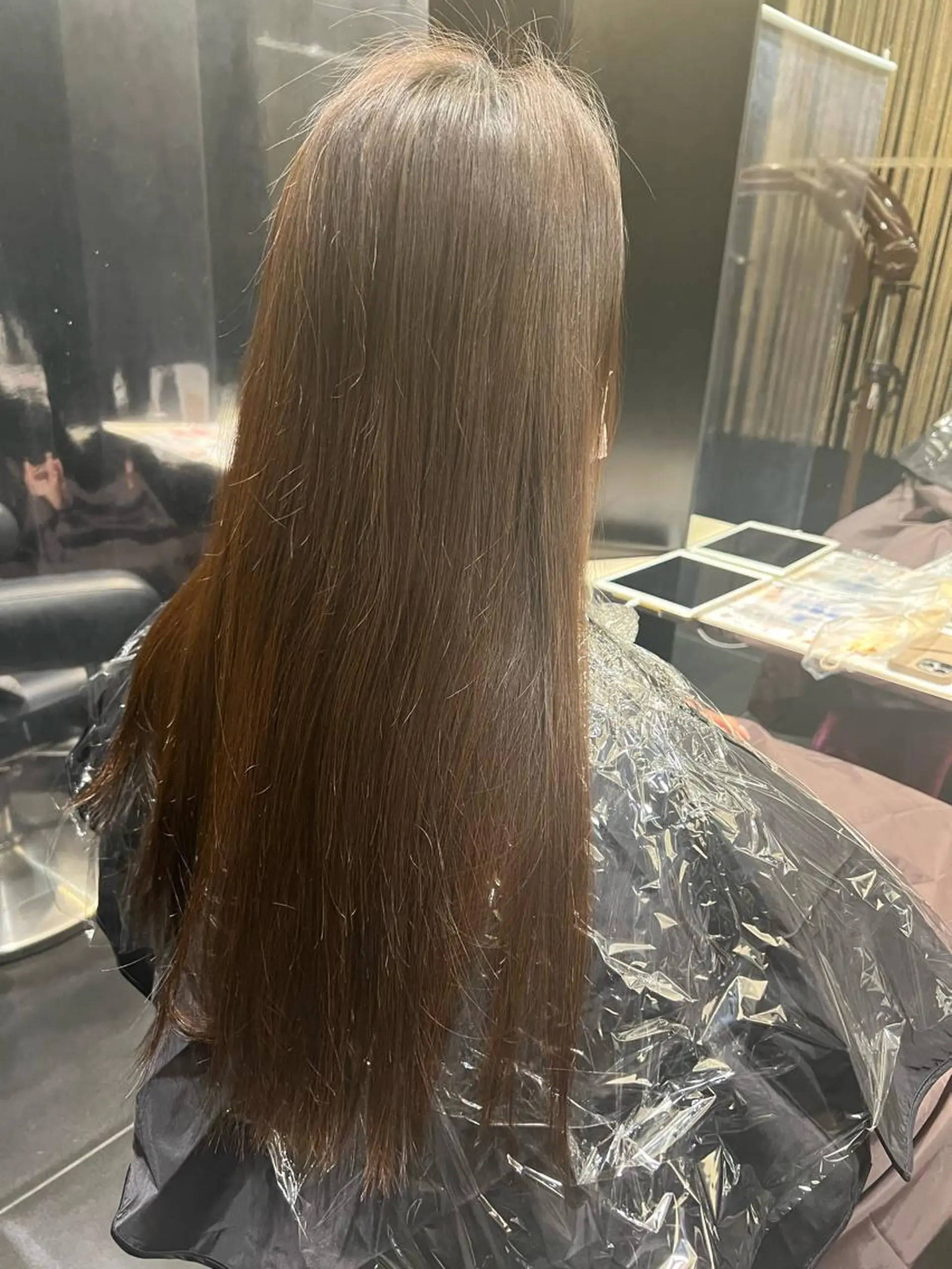 ロング カラー 5月予約解放しまし たイルミナ公認荒井のヘアスタイル