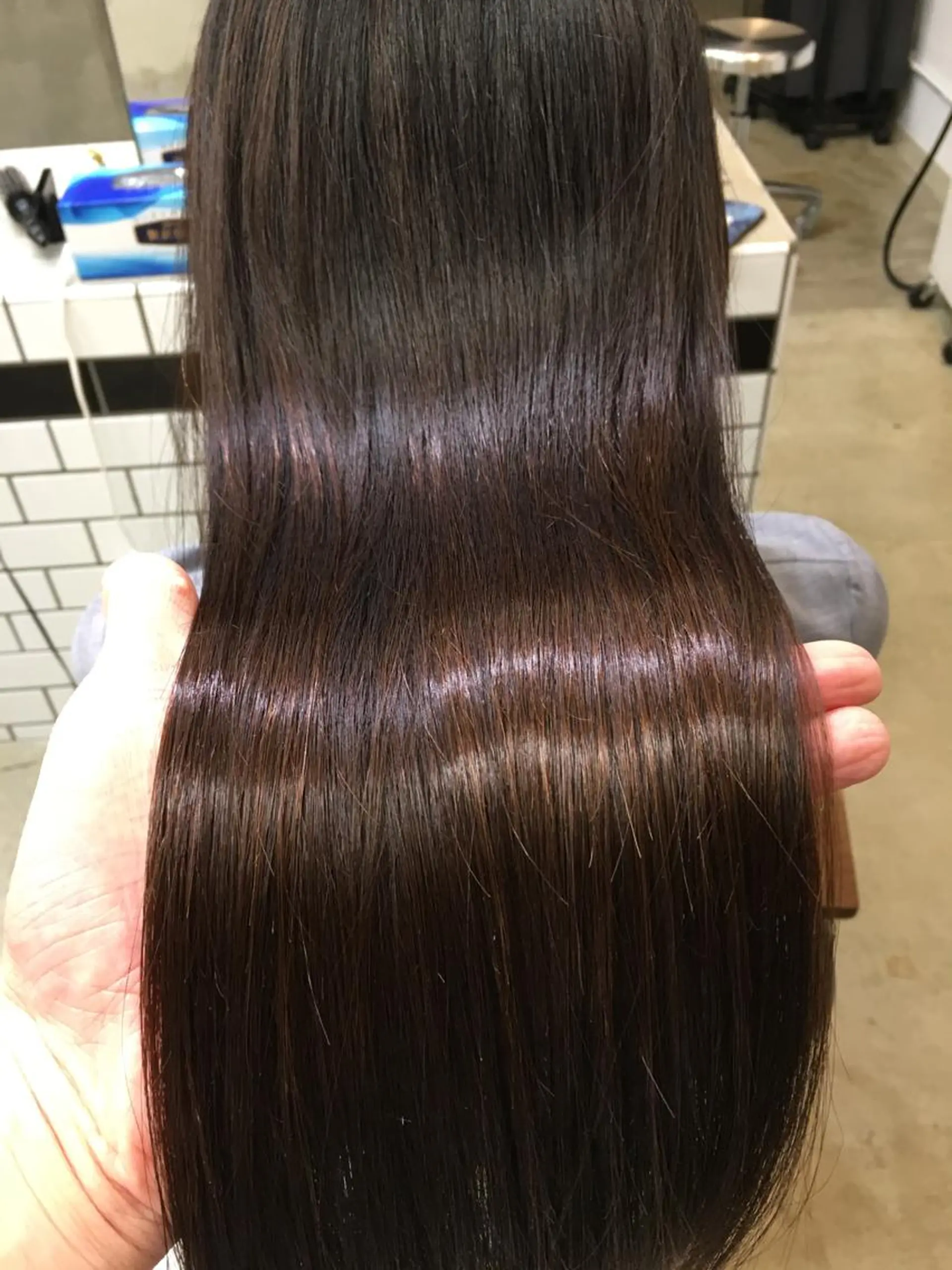 ロング カラー メンズ眉毛ITSUK Iメンズ専門　新宿の眉毛・アイブロウイメージ