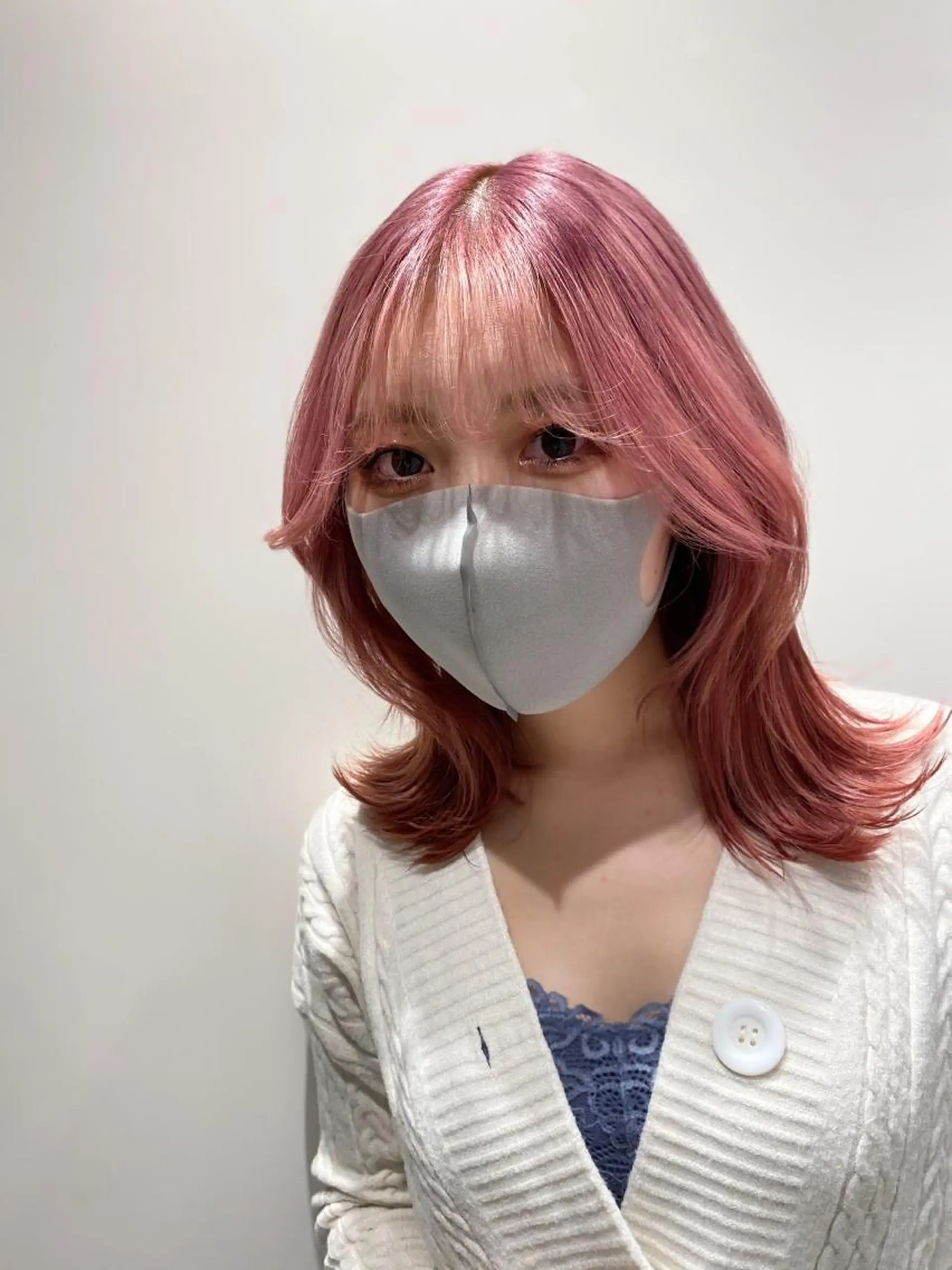 ミディアム カラー ハイトーン×レイヤー /遠藤将太のヘアスタイル