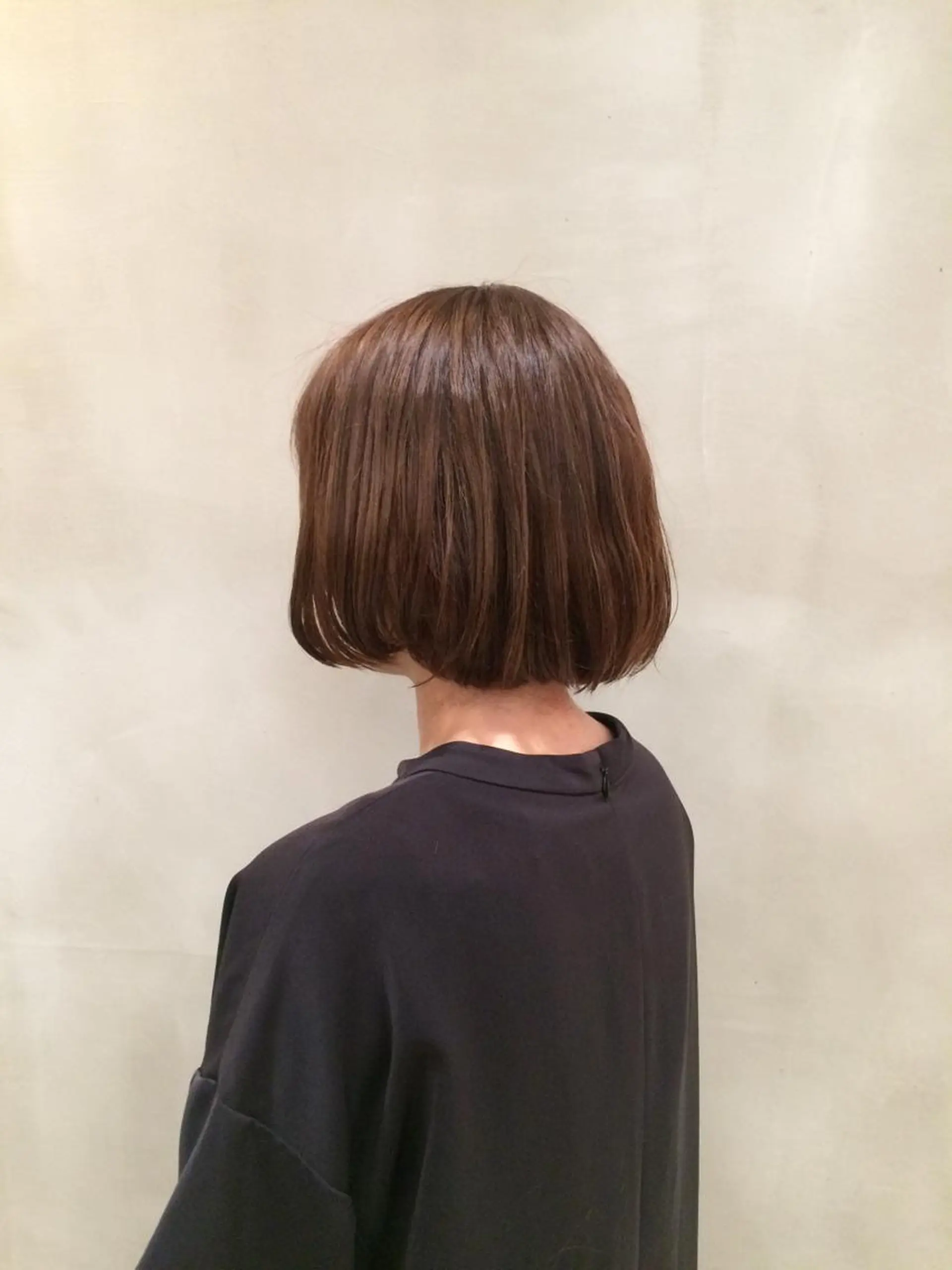 ショート カラー ボブ 加藤 泰輔のヘアスタイル