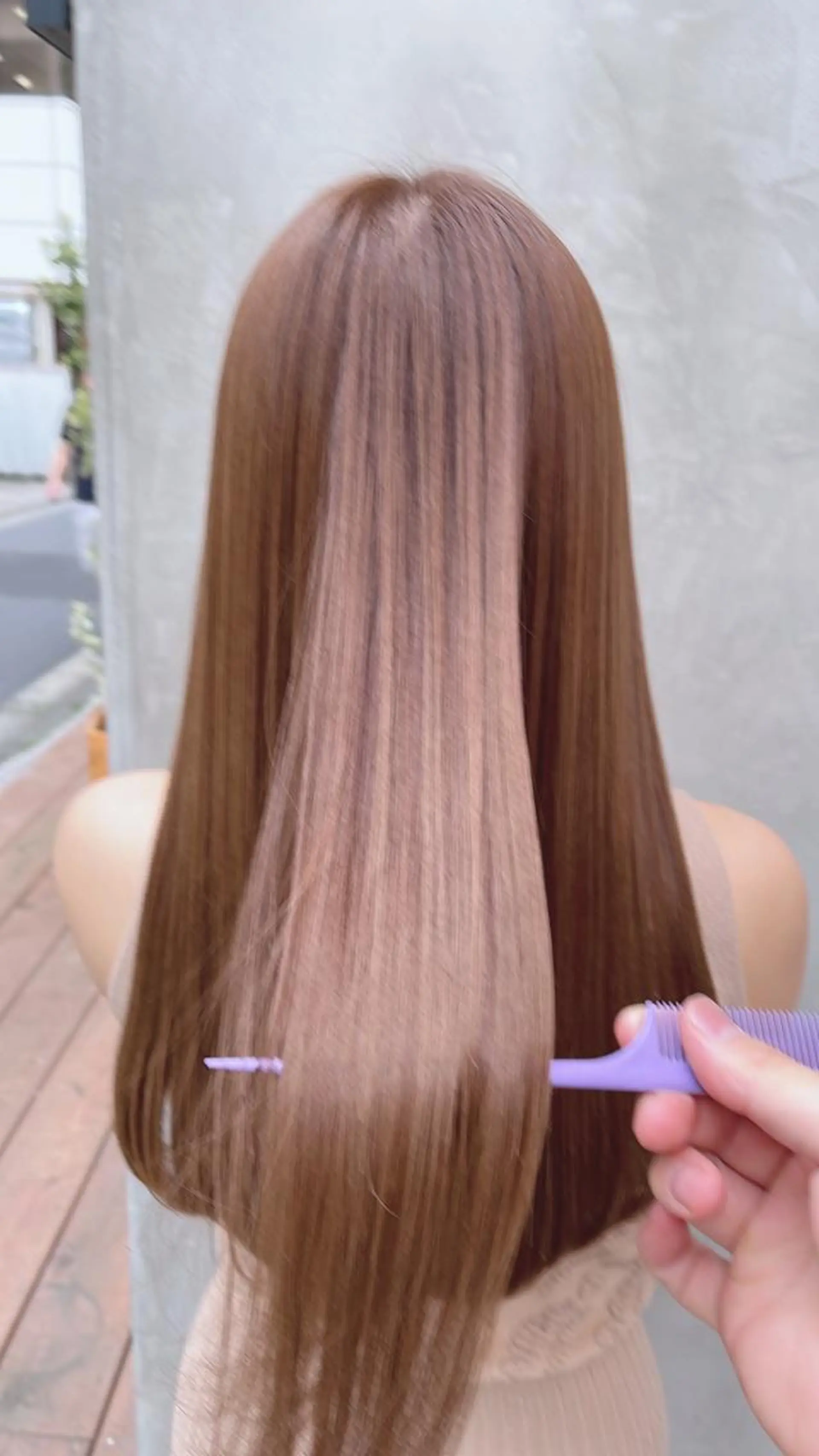 セミロング 中顔面短縮 顔まわり新田大翔のヘアスタイル