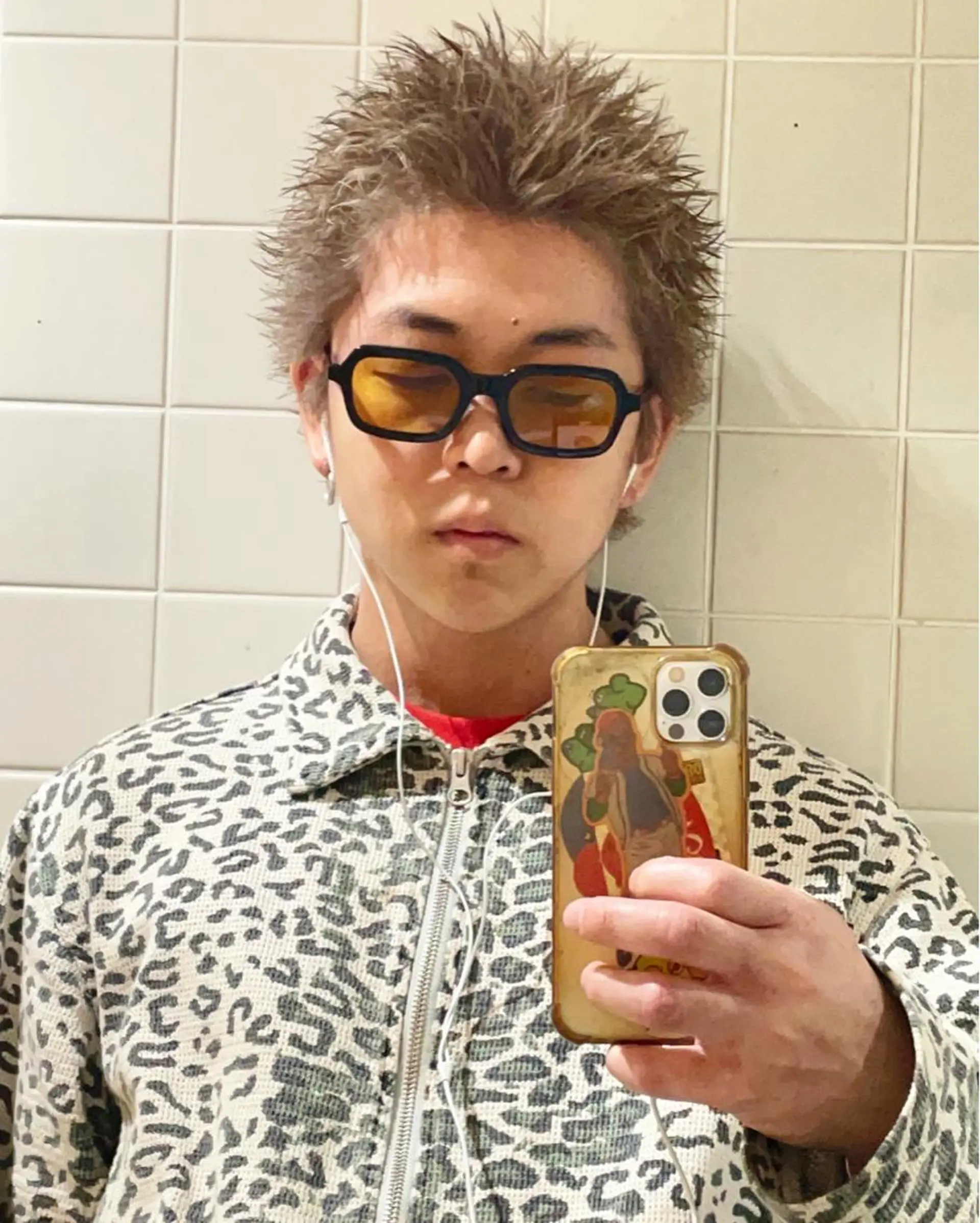 ショート カラー メンズ メンズパーマ 波巻きパーマ fifth リュウセイのヘアスタイル