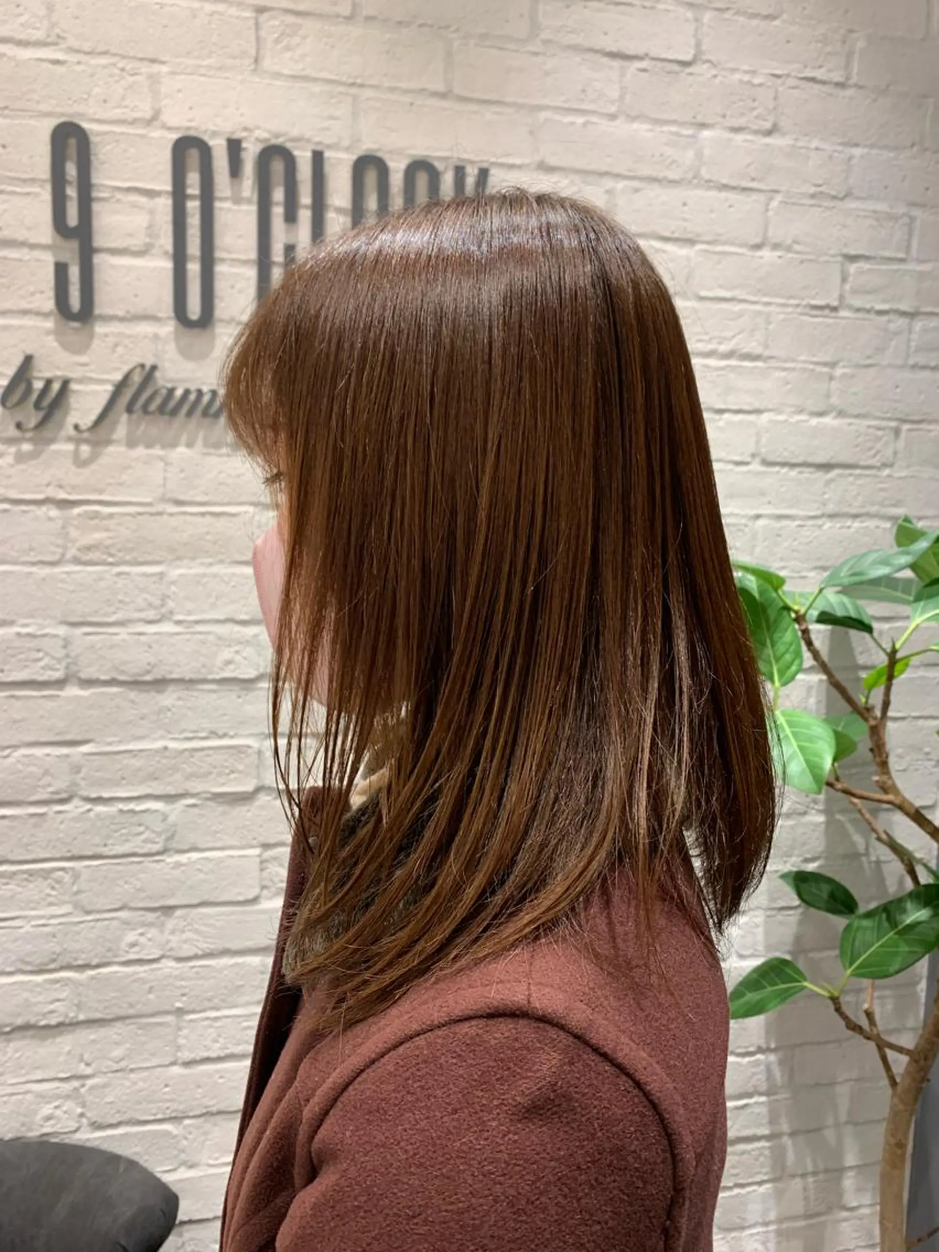 セミロング 顔周りカット レイヤーカット 立花 莉奈のヘアスタイル