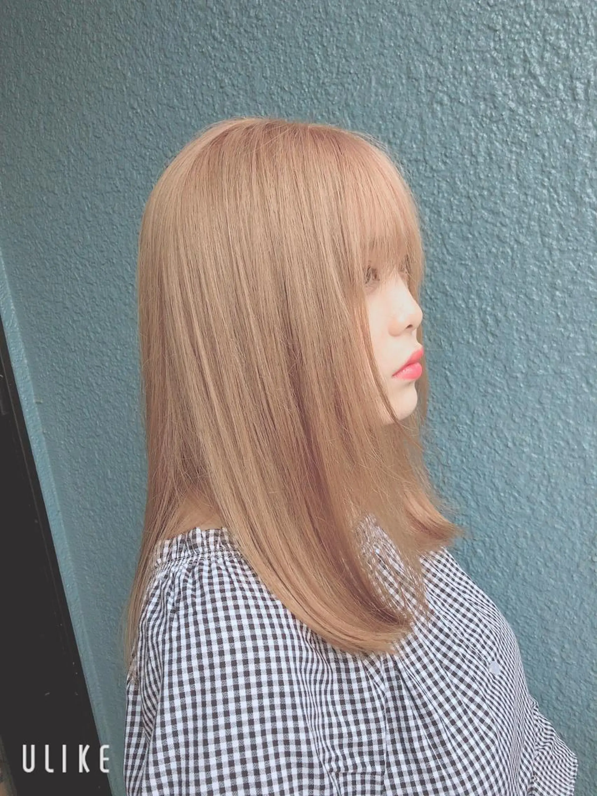 セミロング カラー ベージュカラー ピンクカラー ピンクベージュ デザインカラー✨新倉 佑奈のヘアスタイル
