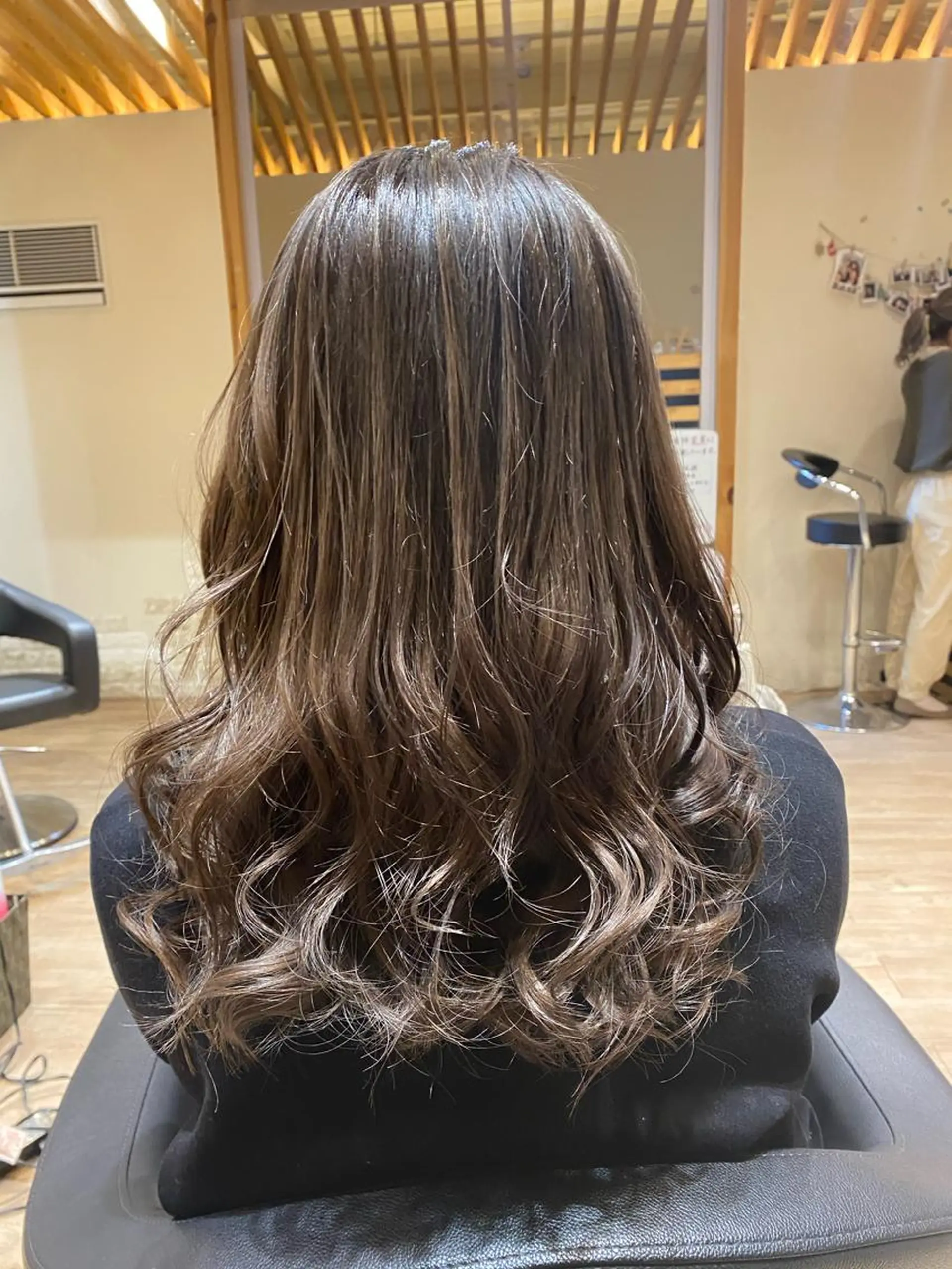 セミロング カラー 関口 友行のヘアスタイル