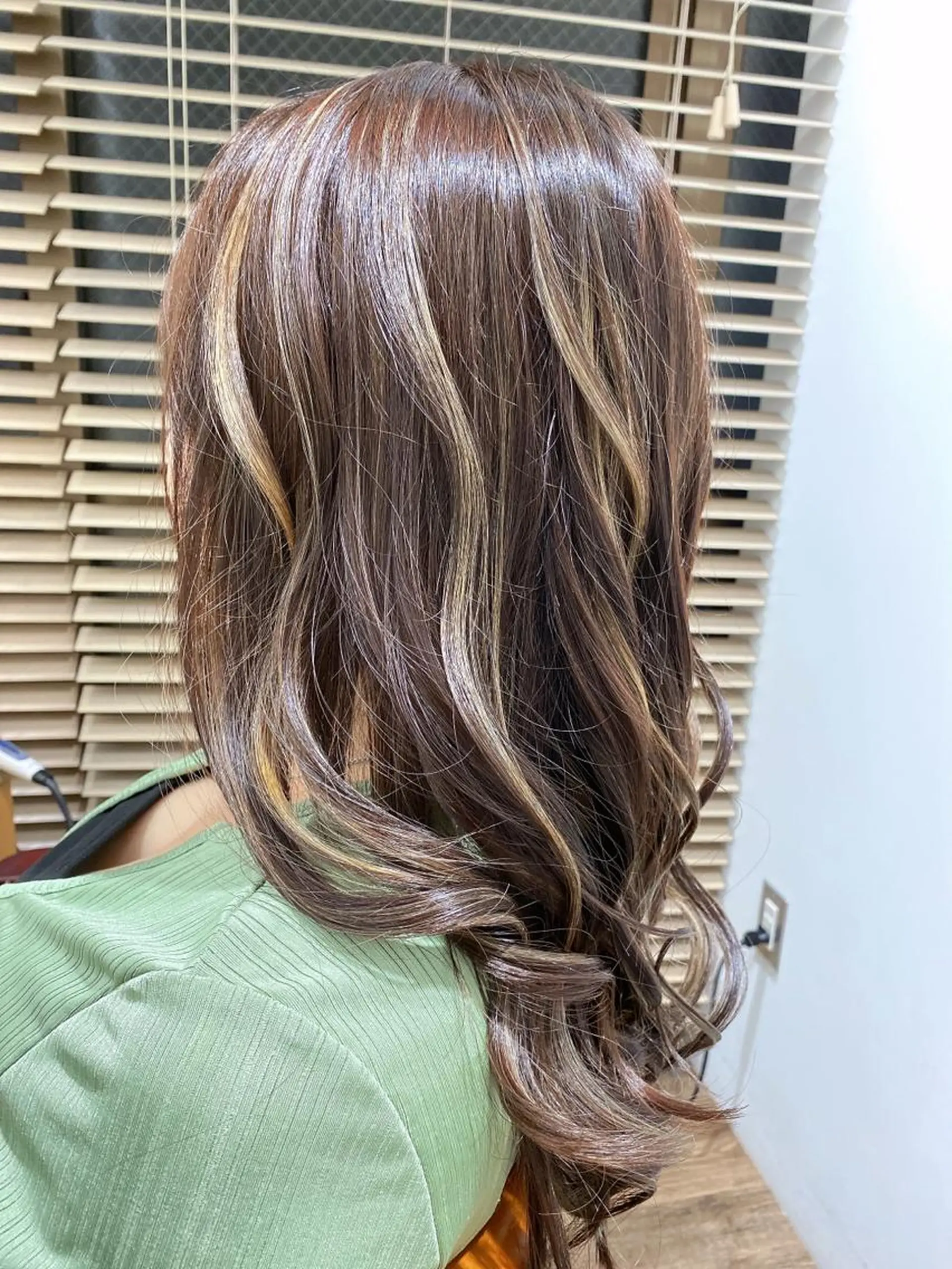 ロング カラー ヘアカラー トリートメント GO TODAY SHAiRE SALON 横須賀所属・ハイライト⭐️上野 高広のヘアスタイル