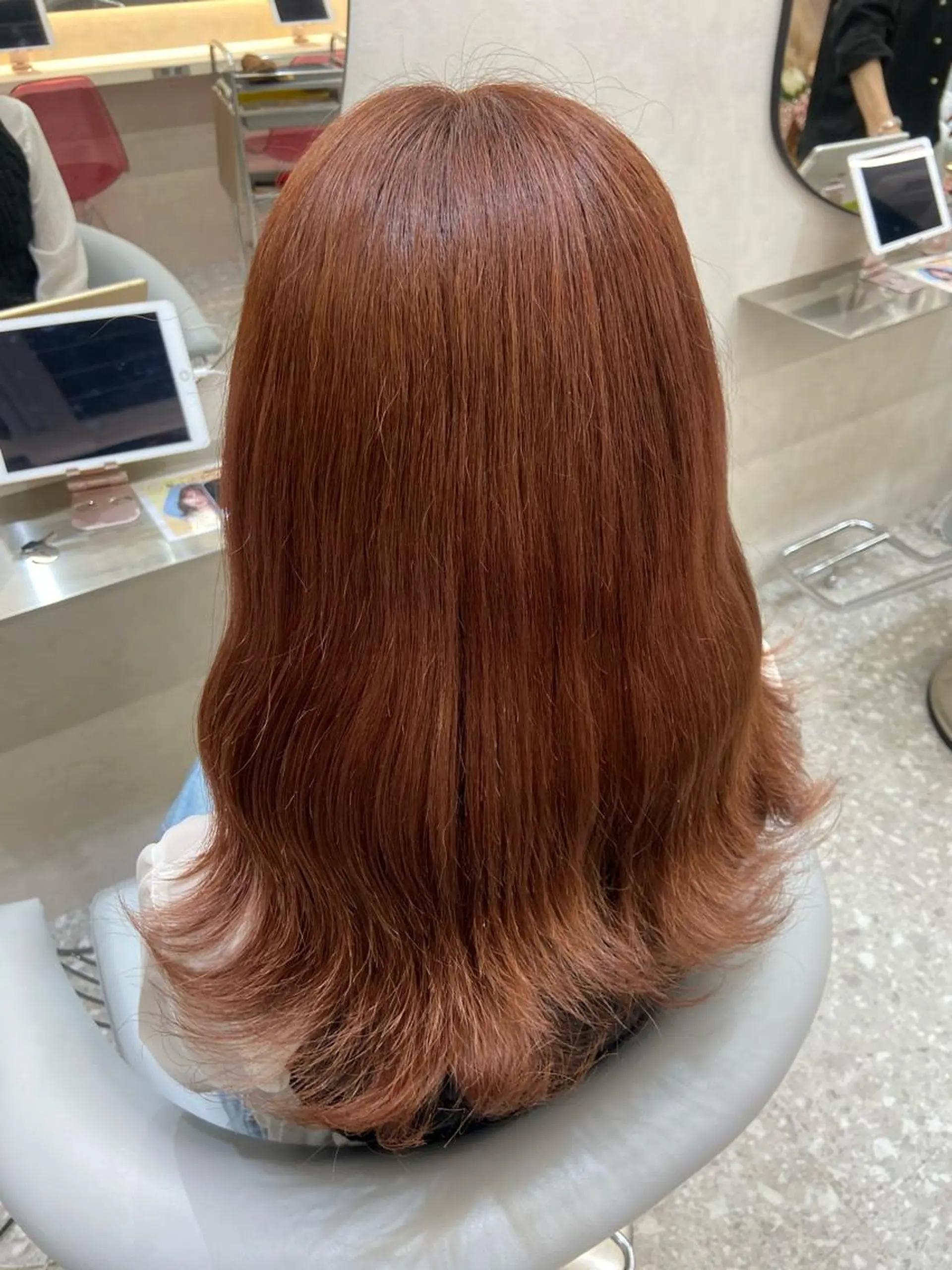 セミロング カラー シールエクステ ブリーチ ブラウンカラー ケアカラー ダブルカラー 新宿/韓国ヘア 中明度カラー/かやのヘアスタイル