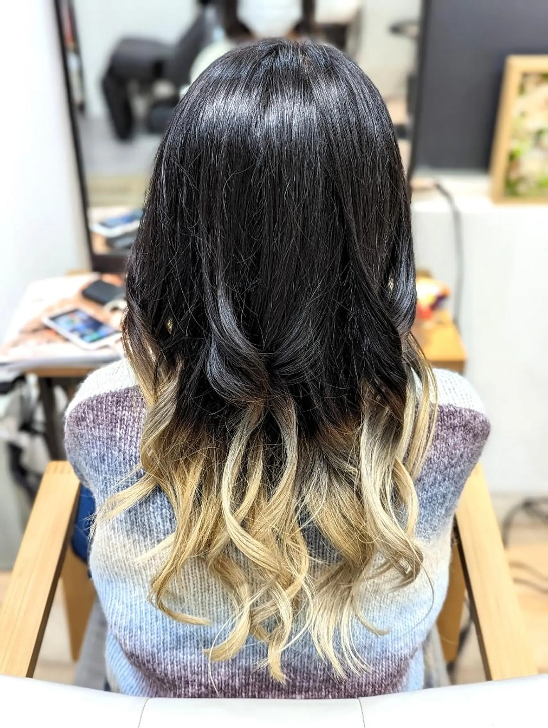 ロング カラー ブリーチ グラデーションカラー トリートメント ヘアカラー トリートメント Kokeshi/吹上 /Rymlhairのヘアスタイル