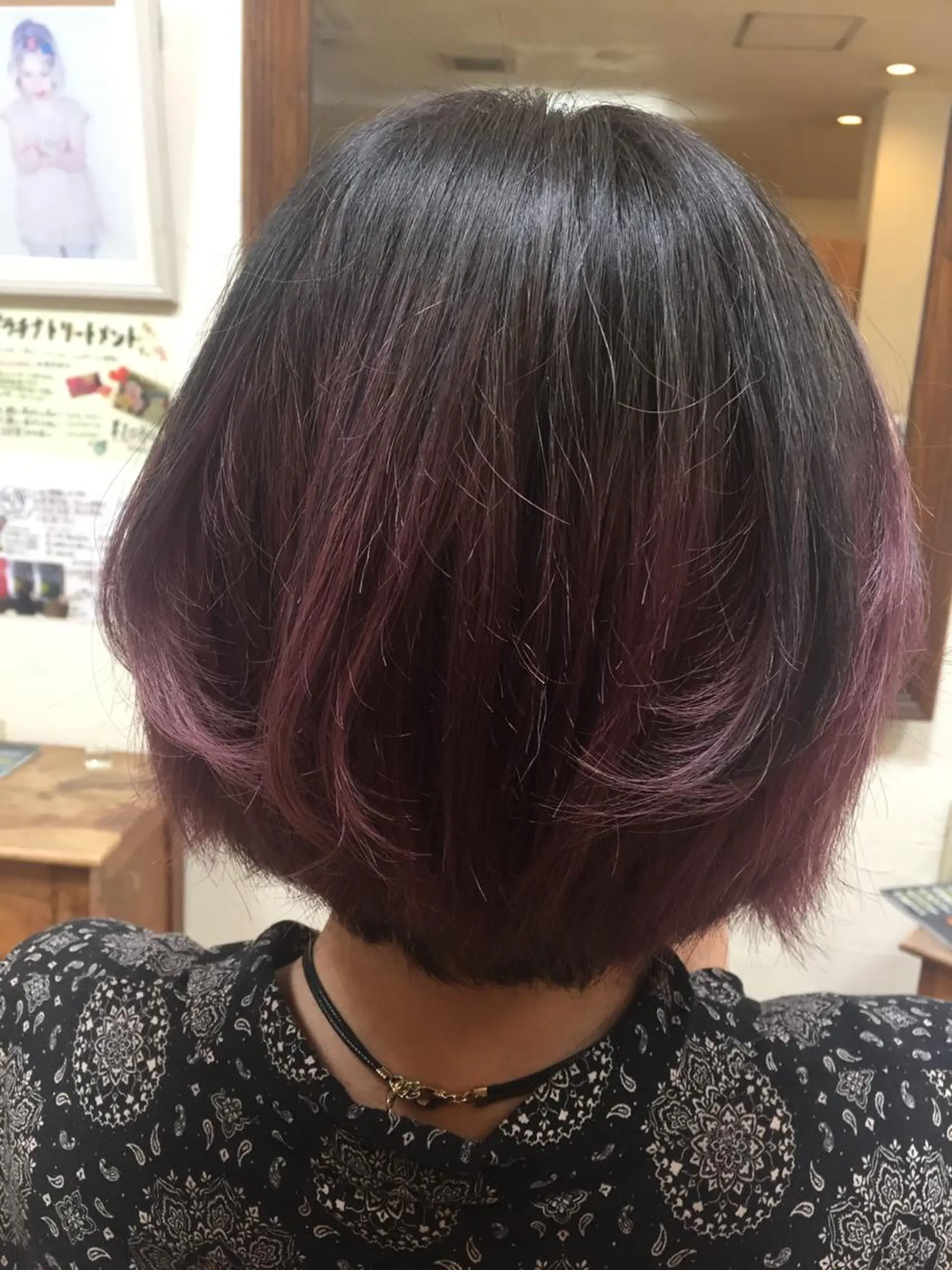ショート カラー embrace エンブレイスのヘアスタイル