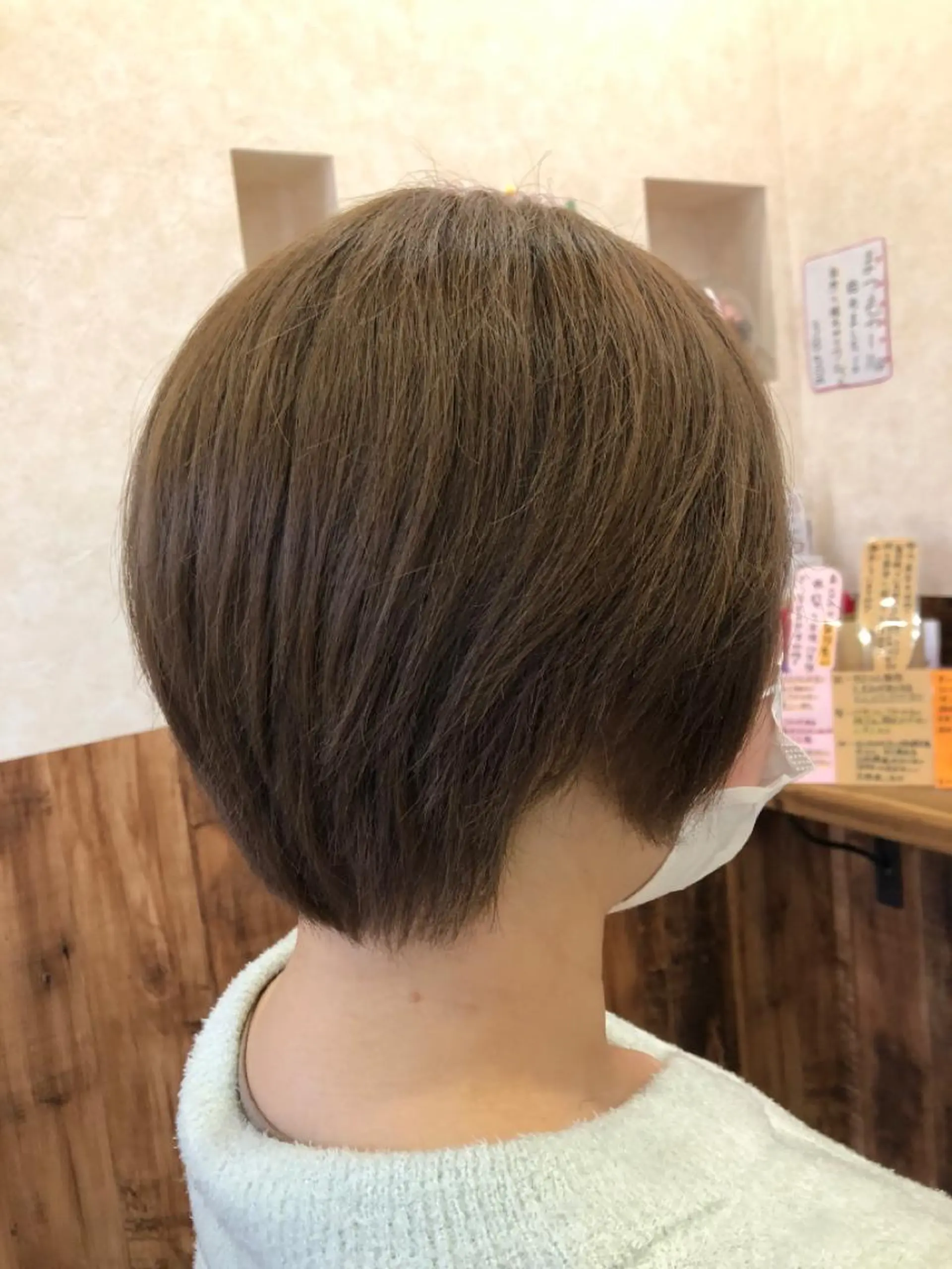 ショート 小顔カット 青木 恵のヘアスタイル