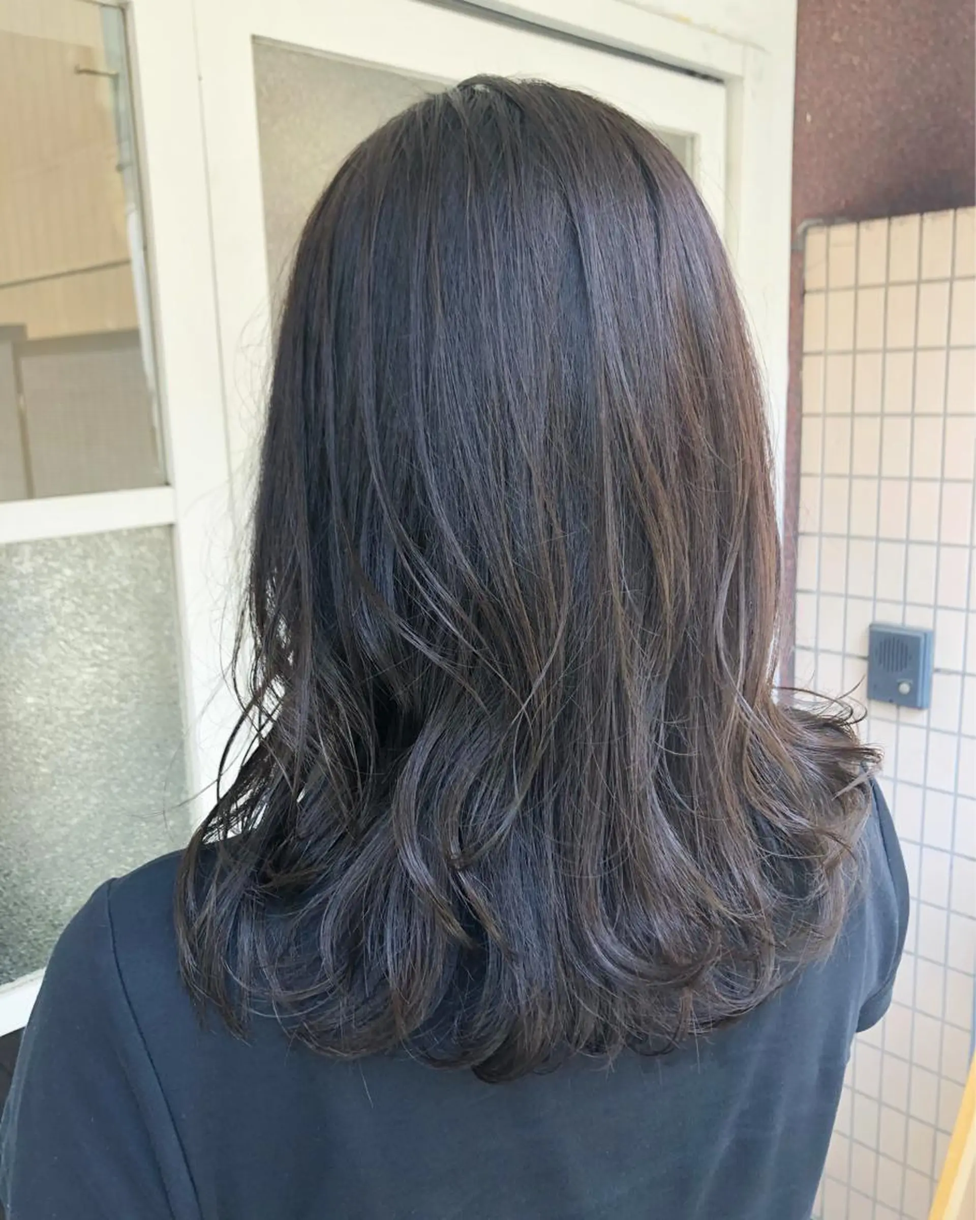 セミロング カラー ベージュカラー ミント ミントベージュ レイヤーカット 西村 有紗のヘアスタイル