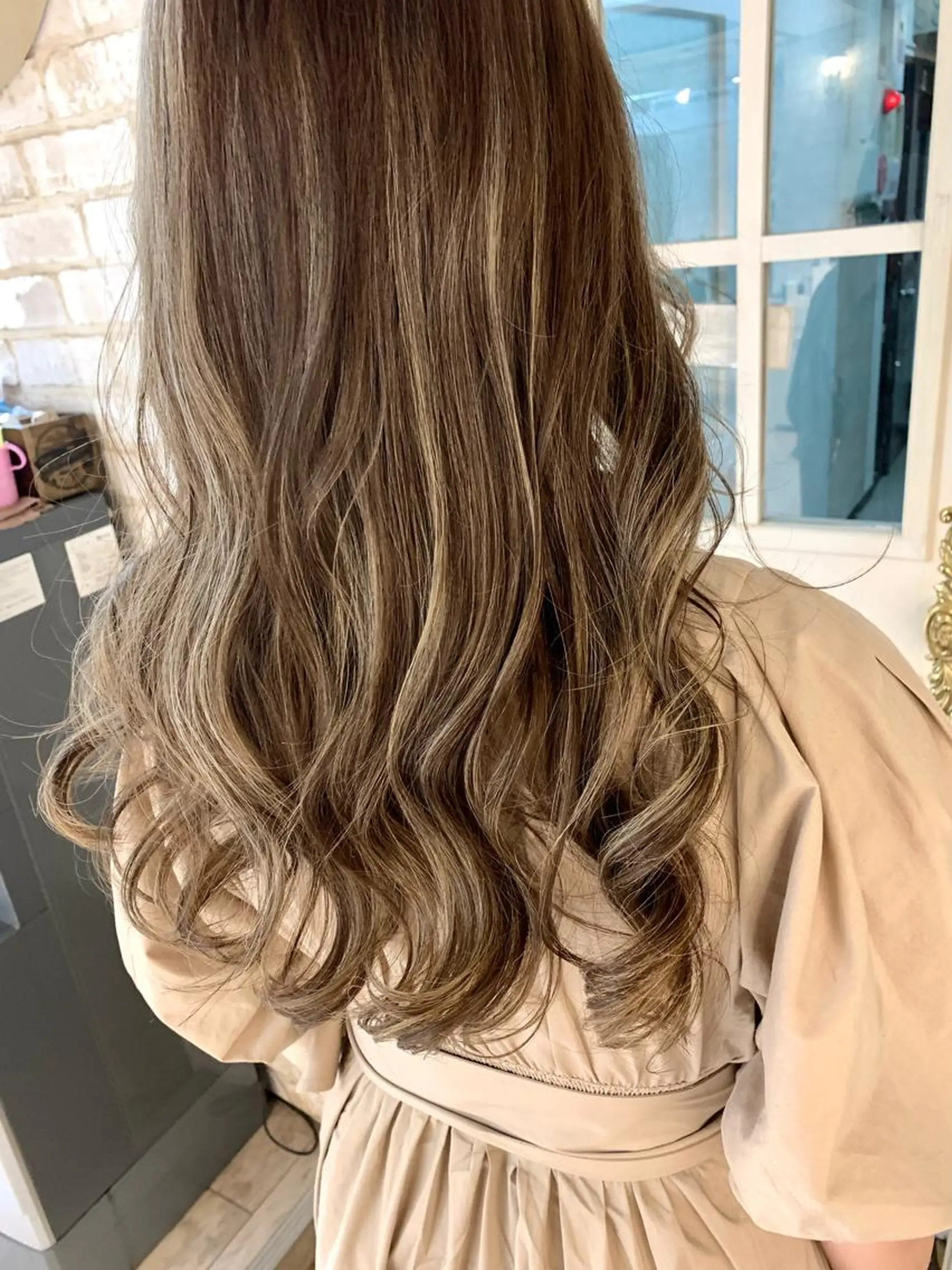 ロング ハイライト カット ヘアカラー ✨ハイトーン✨艶髪 ✨髪質改善✨和田のヘアスタイル