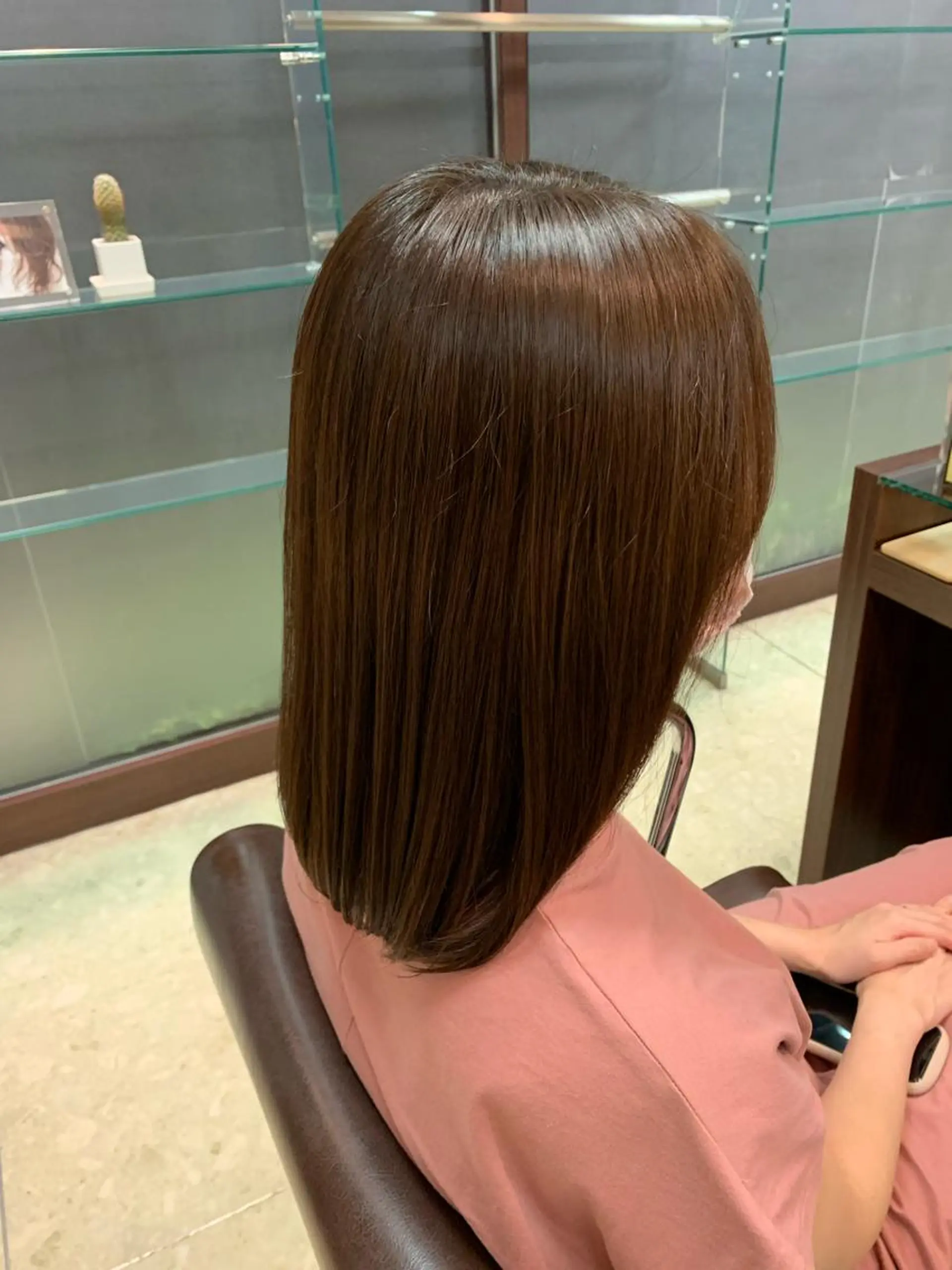 セミロング 譜久島 かりんのヘアスタイル