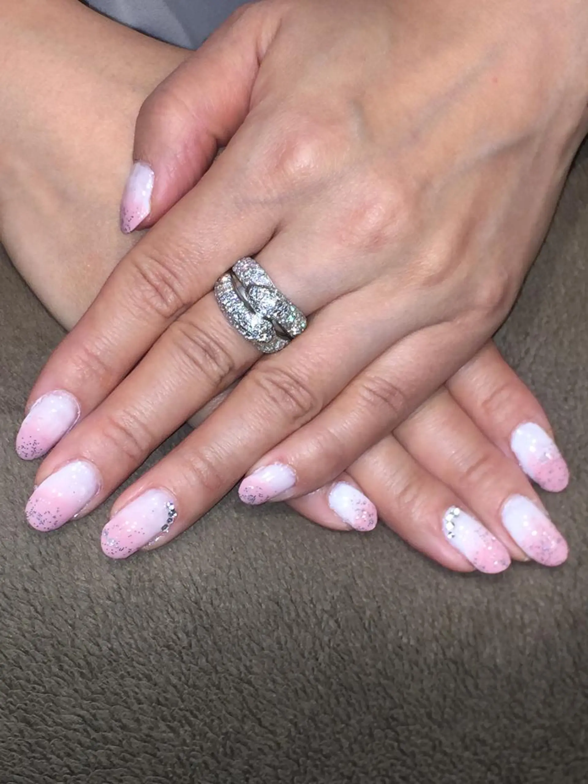 ネイル グラデーション 髙尾 綺女のマツエク・マツパデザイン