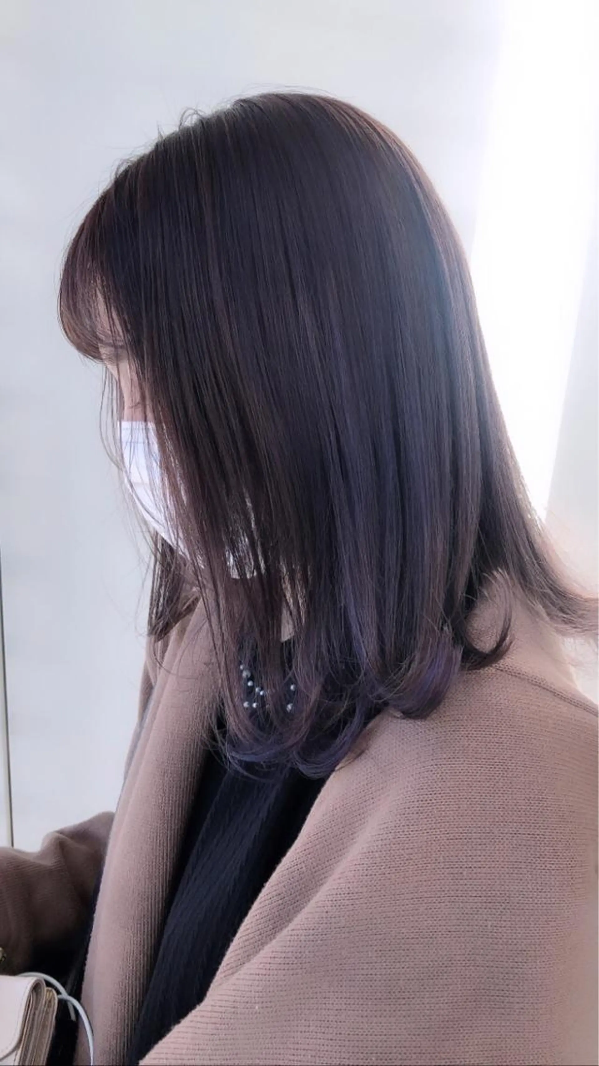 ミディアム カラー ヘアカラー トリートメント 韓国🇰🇷レイヤー 映える顔周り🩷のヘアスタイル